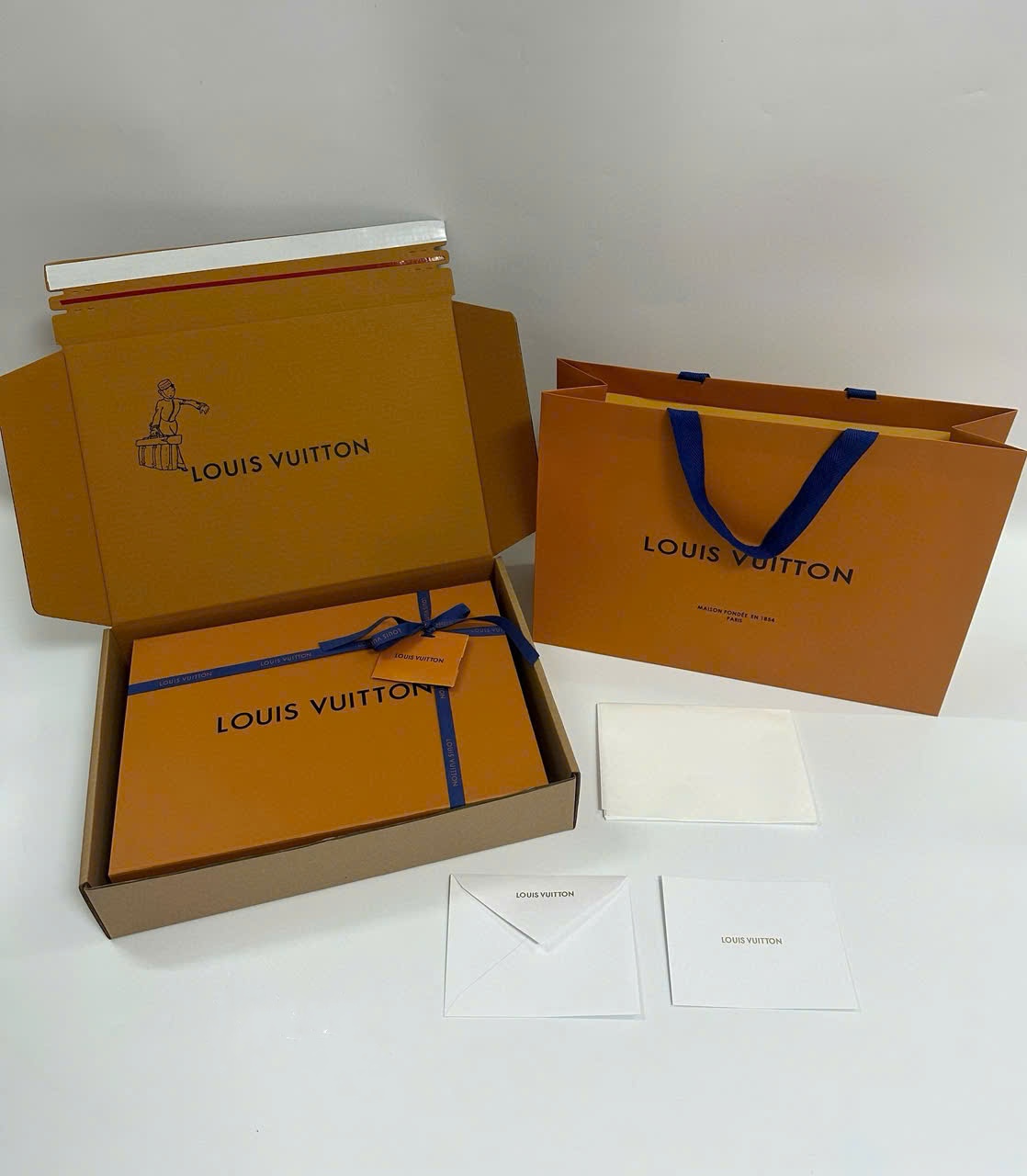 Túi Nam  Pochette Voyage Souple M82543 Màu Đen