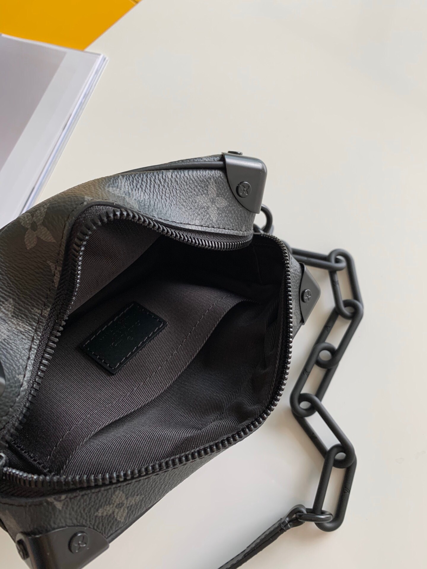 Sac Mini Soft Trunk   M44735