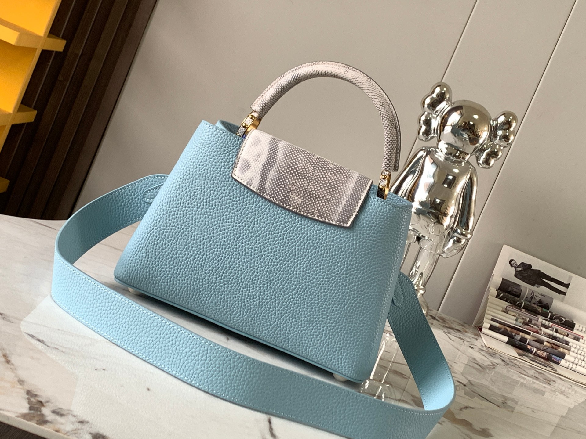 capucines M21166