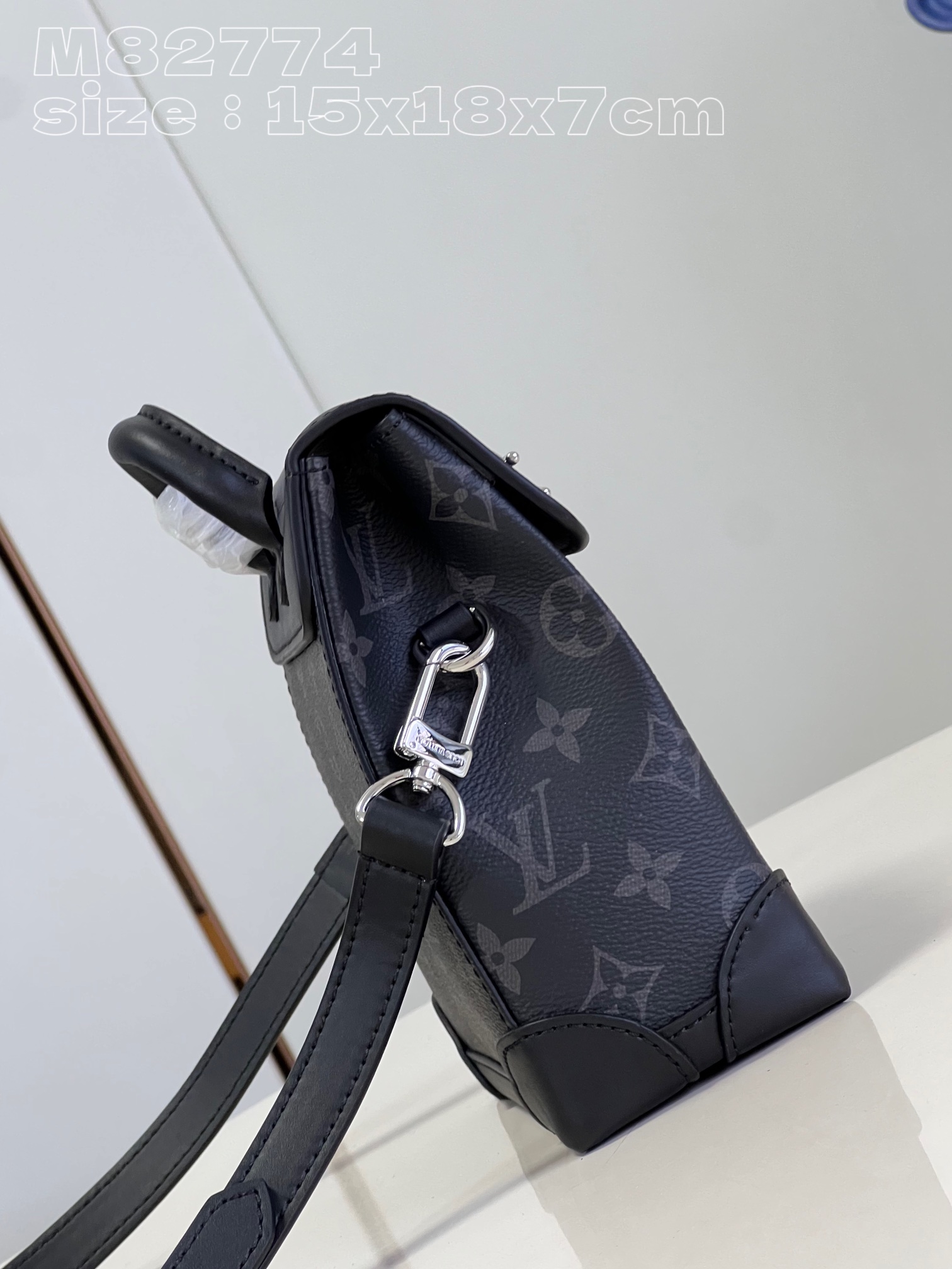 Túi Nam Sac Nano Steamer M82774 Màu Đen