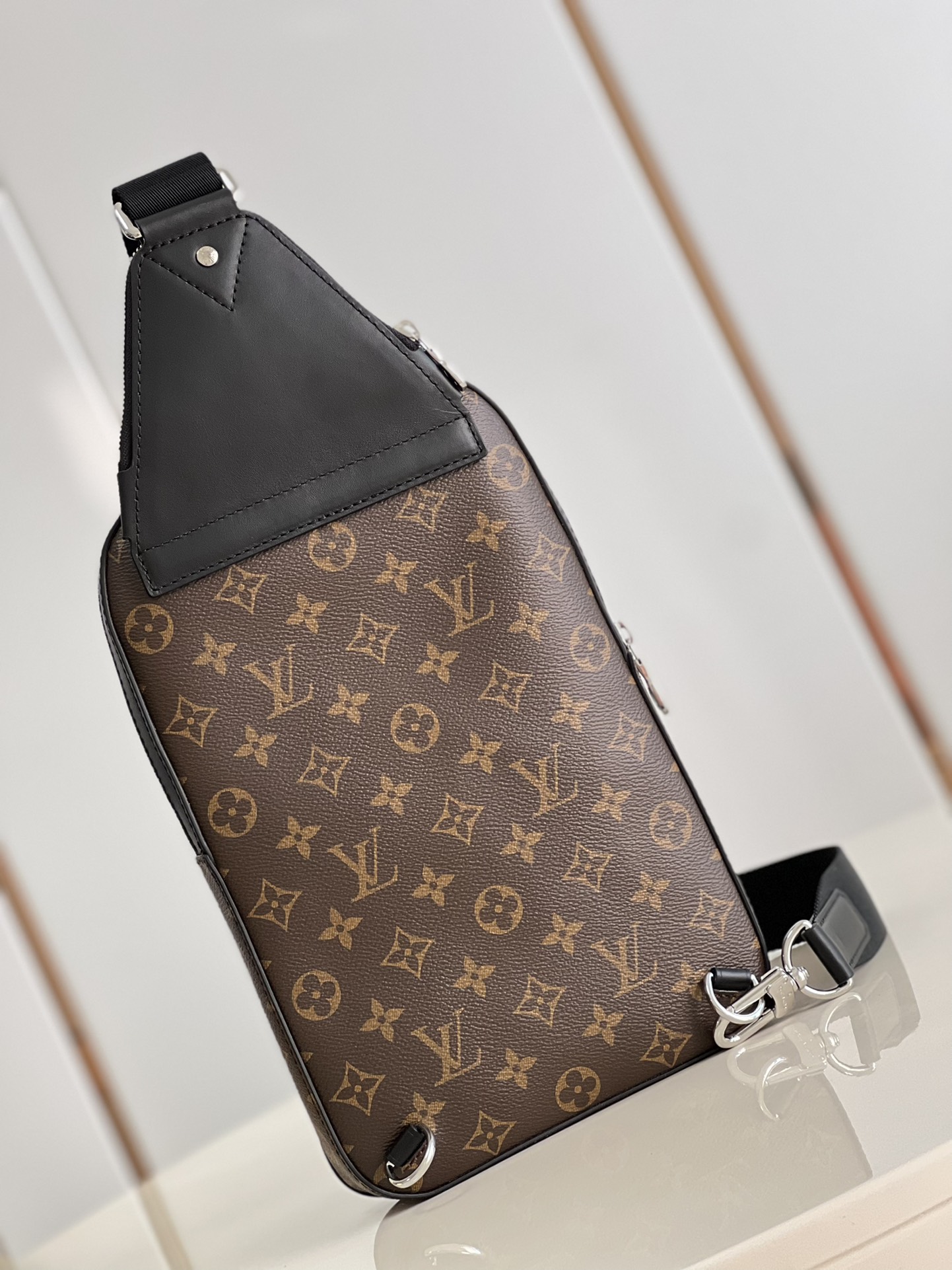 Túi Nam Sac Avenue slingbag NM M46327 Nâu Đen