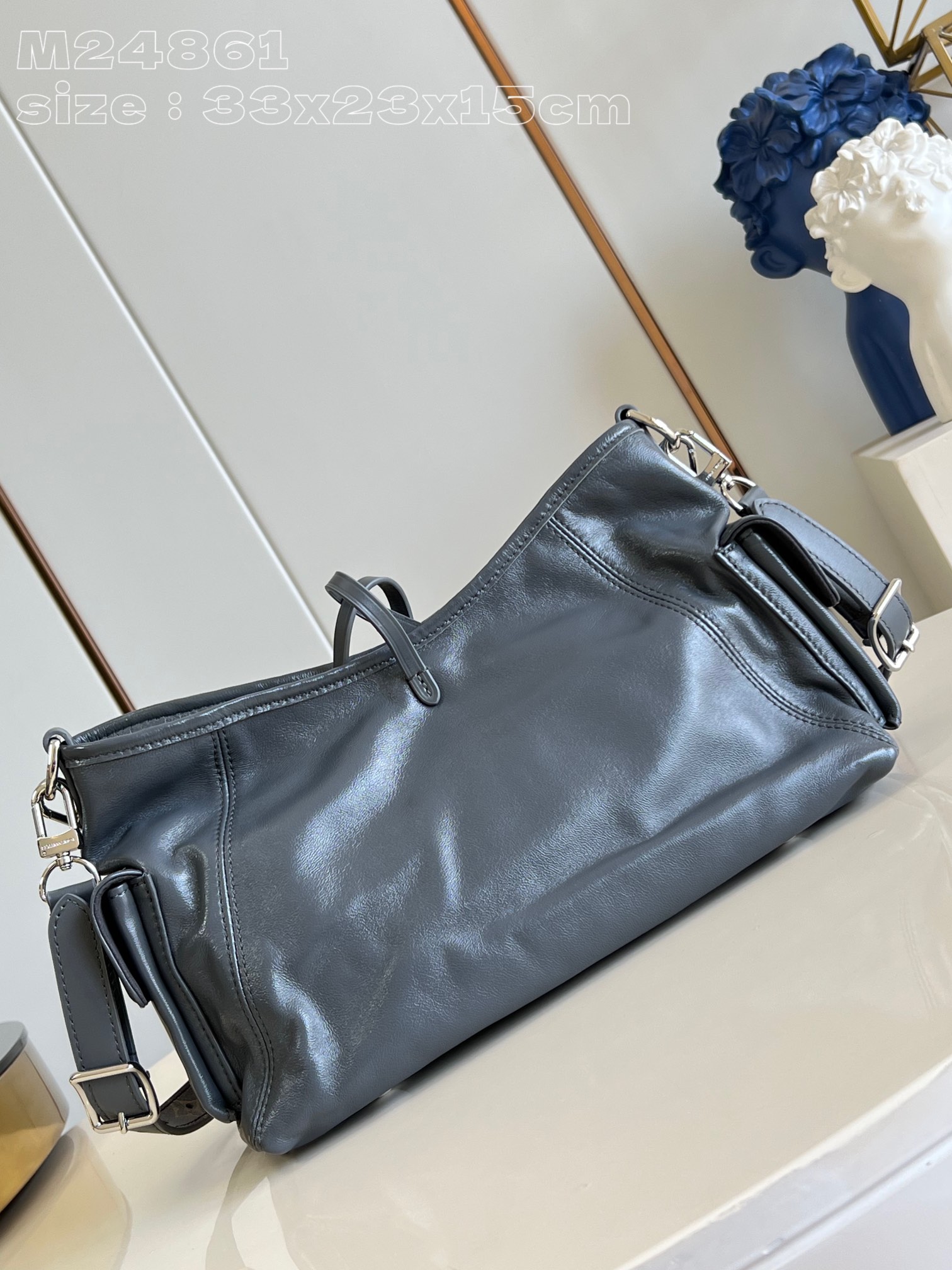 Túi Nữ Louis Vuitton CarryAll Cargo Vibe PM M24861