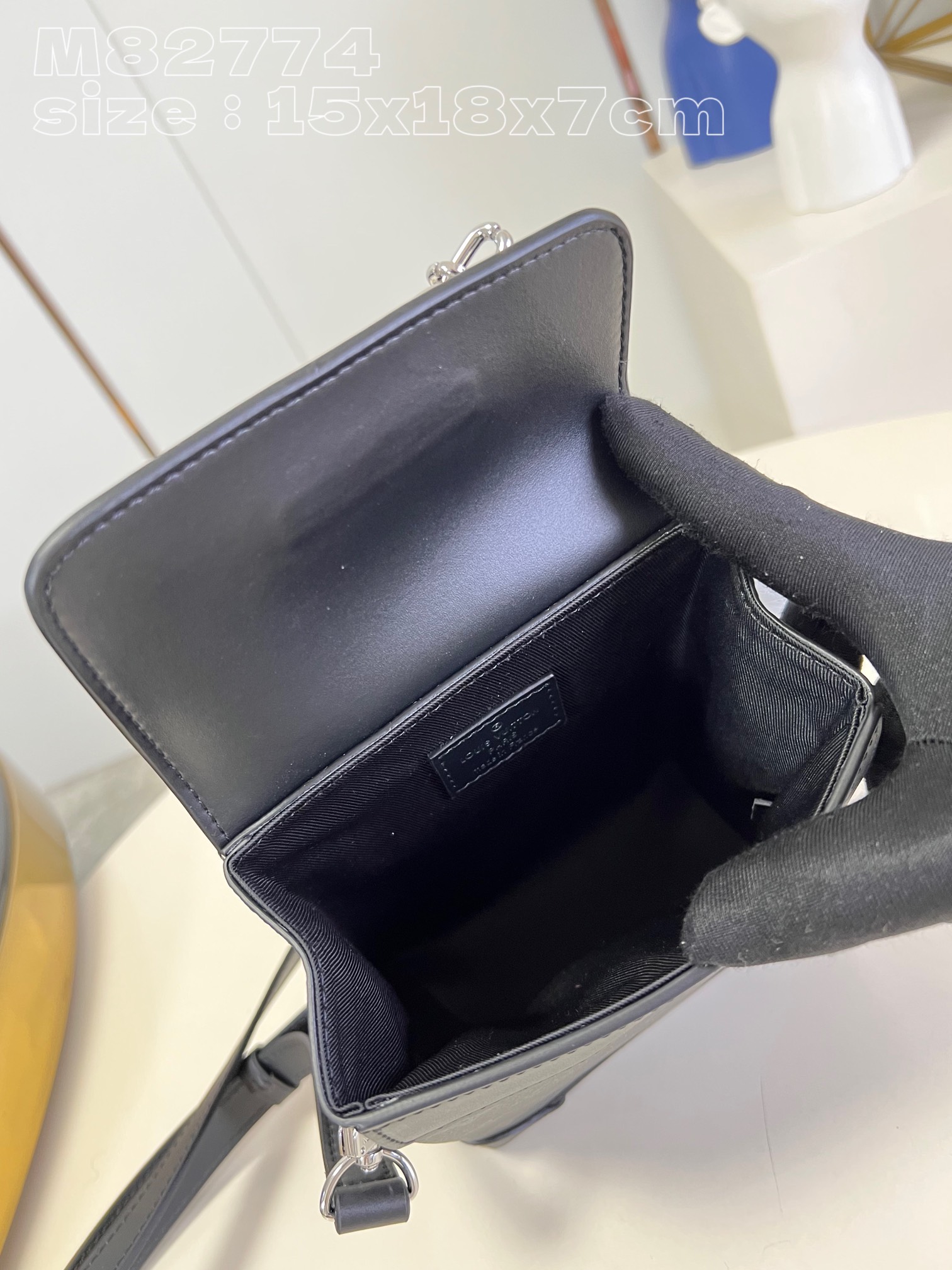 Túi Nam Sac Nano Steamer M82774 Màu Đen