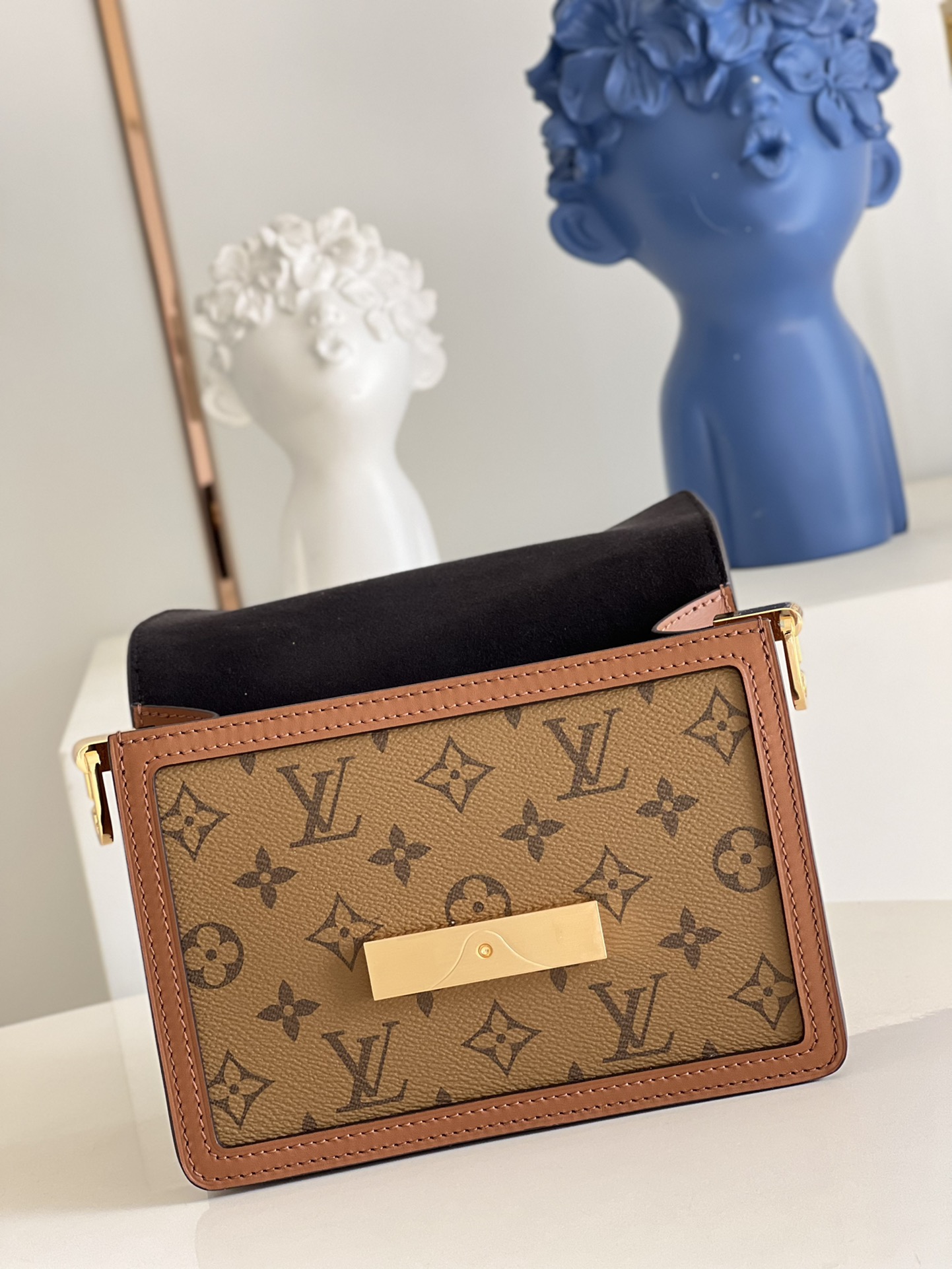 Túi Đeo Chéo Nữ Louis Vuitton LV Mini Dauphine M45959 Màu Nâu Đen