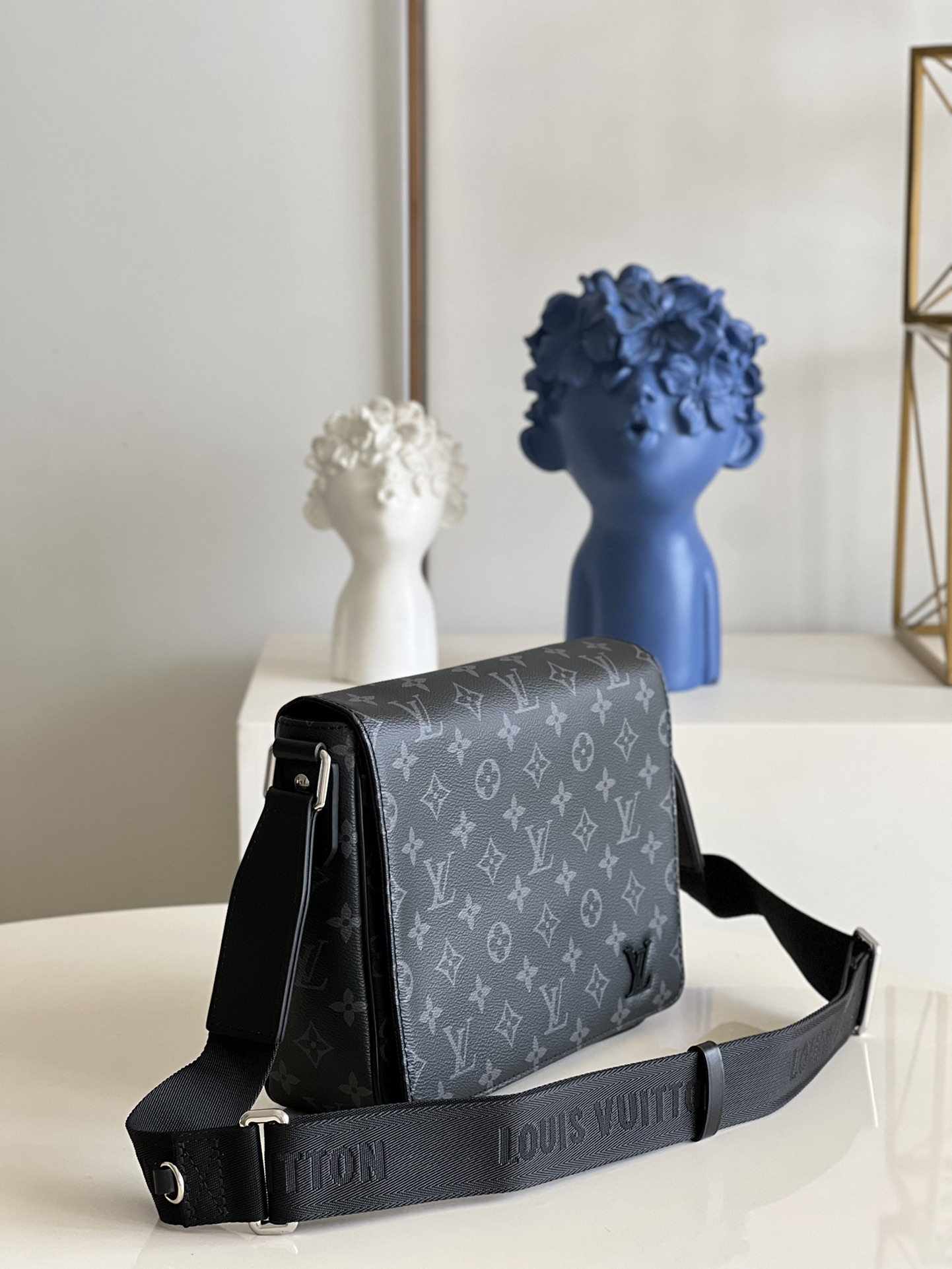 Túi xách Sac District PM   M46255