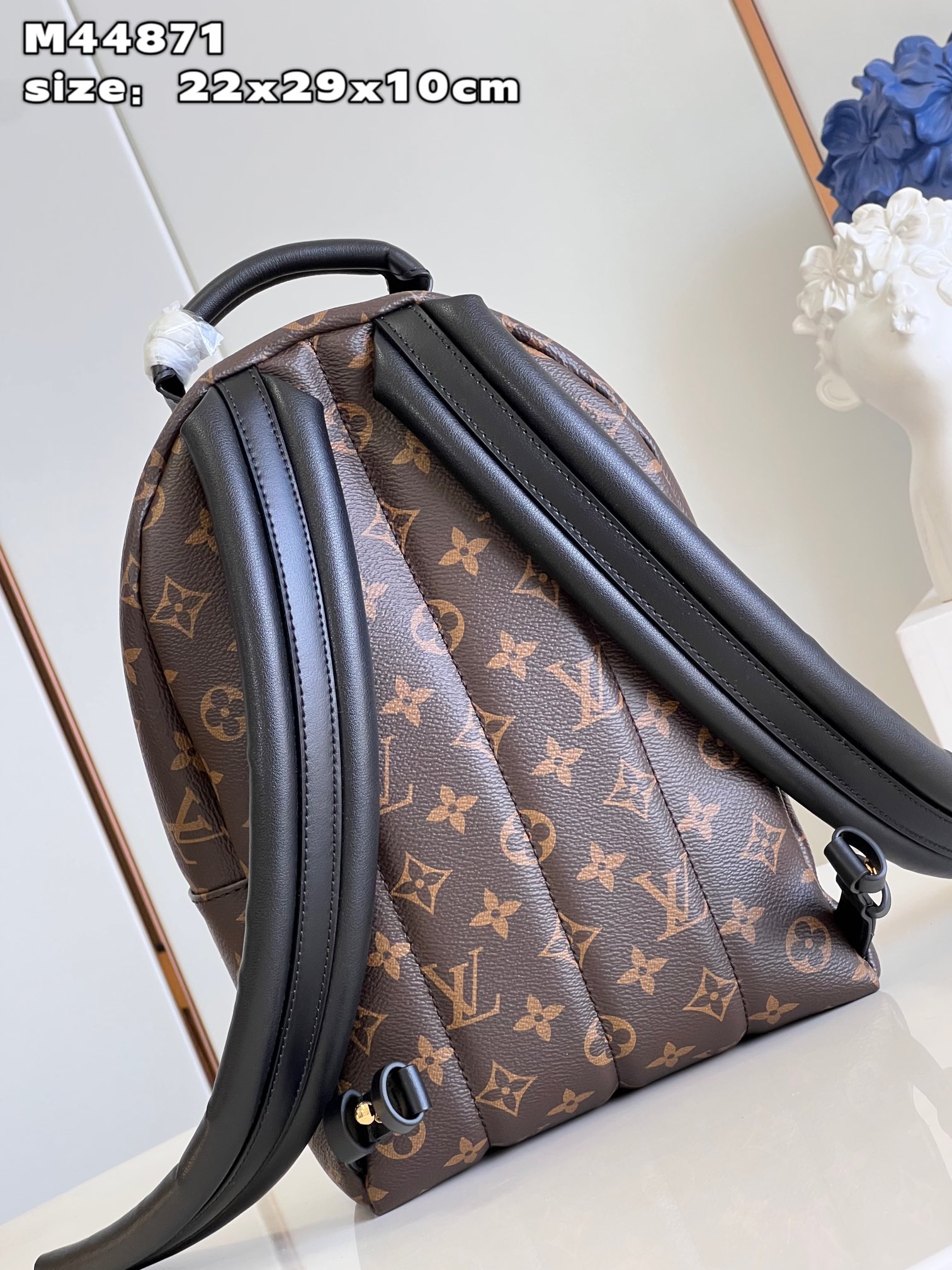Balo LV Nữ Monogram Revesr  M44871