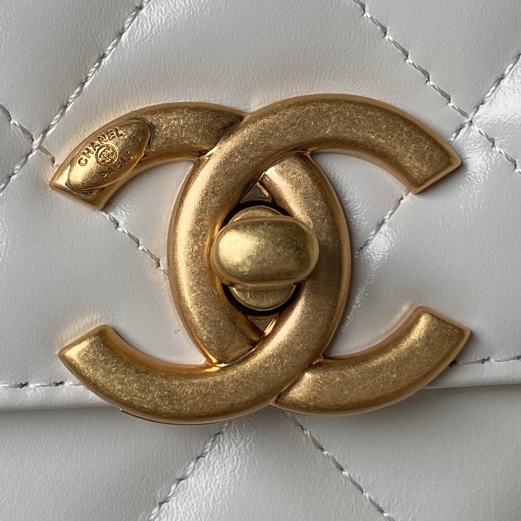 Túi Xách Chanel AP2649 Màu Trắng
