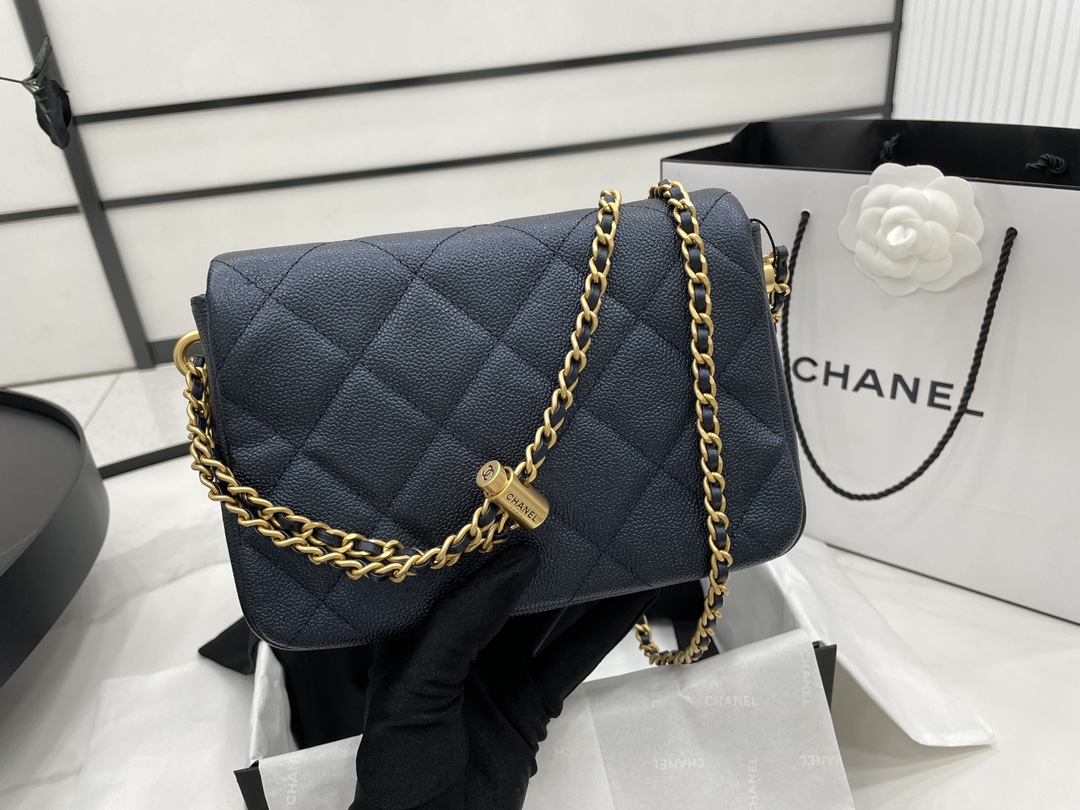 Túi Xách Chanel Flap Màu Đen AS2855