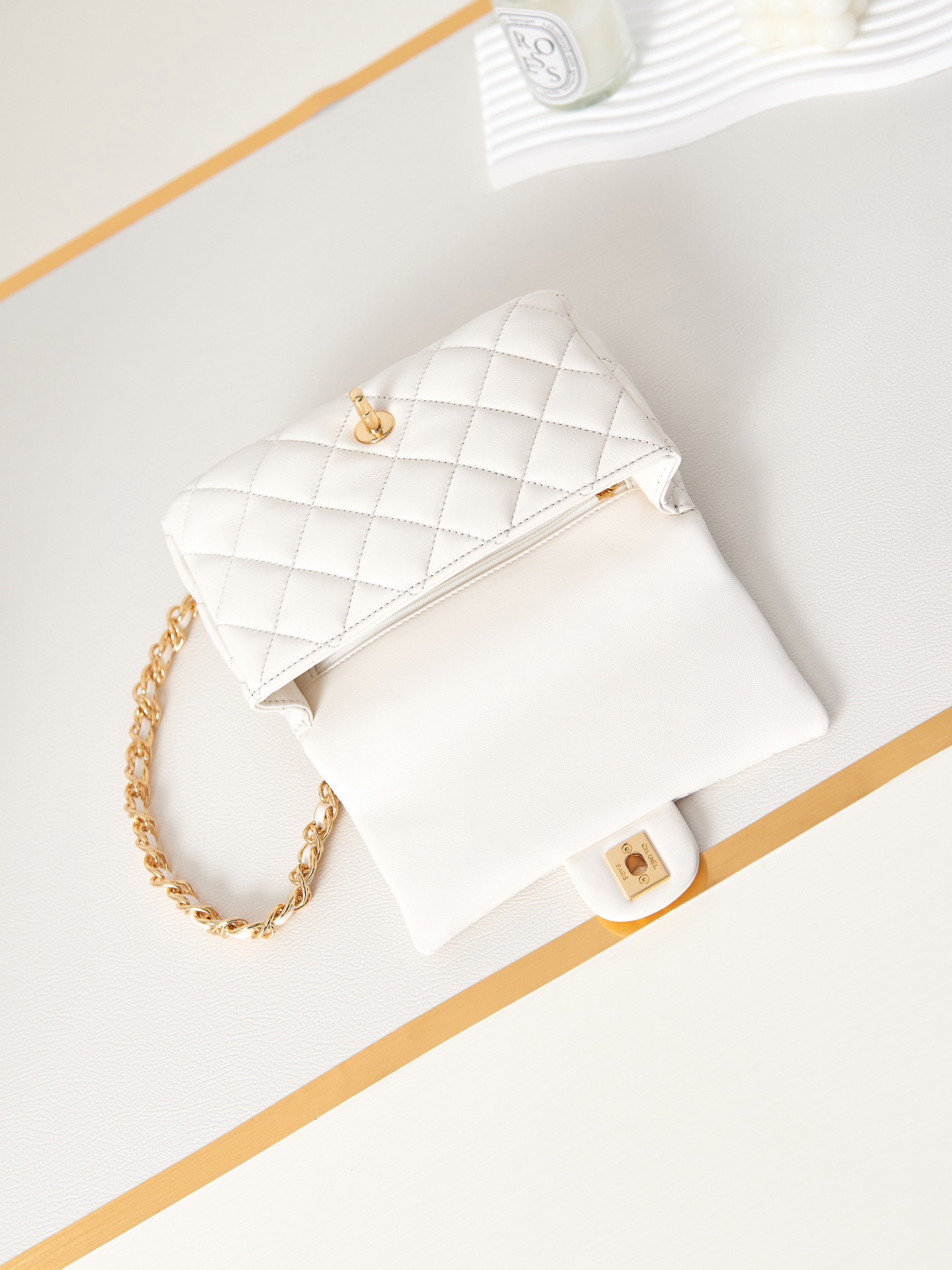 Túi Xách Chanel AP4023 Màu Trắng