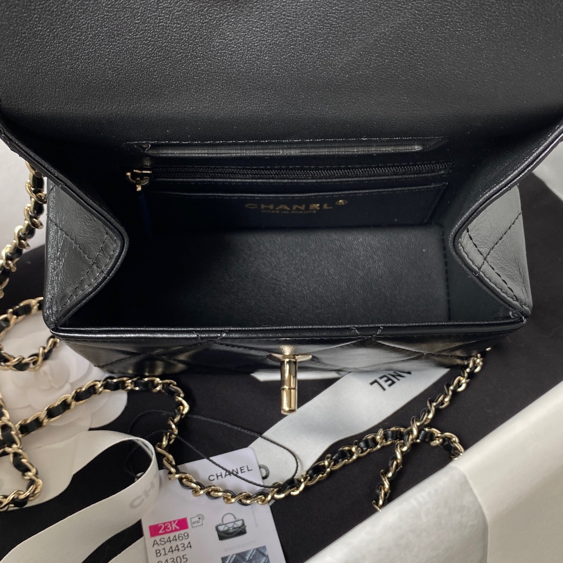 Túi Xách Chanel Bodin AS4469 Màu Đen