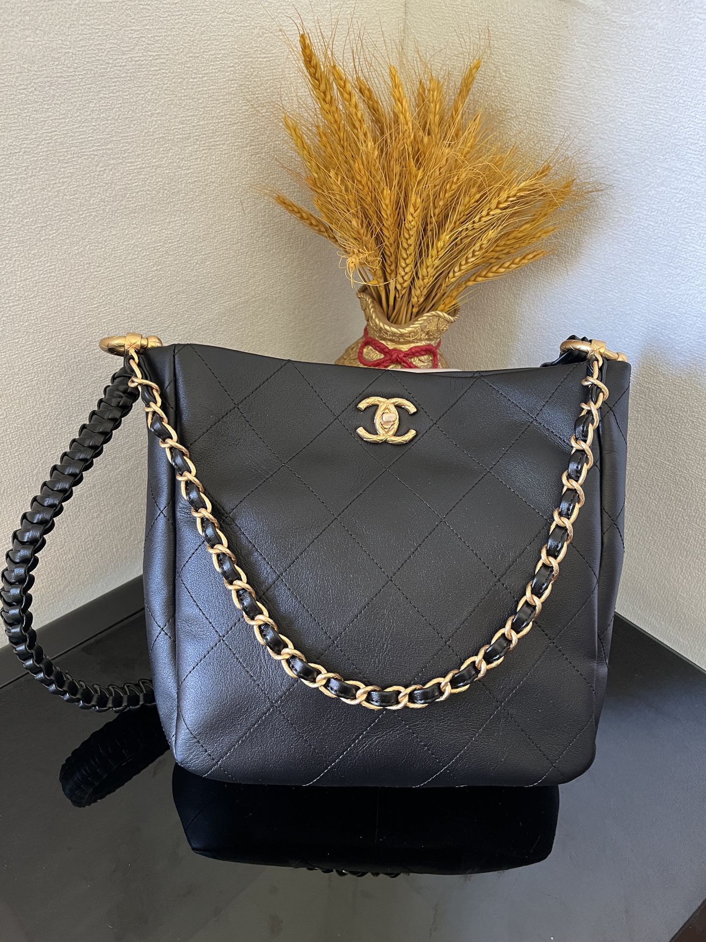 Túi Xách Chanel AP4210 Màu Đen
