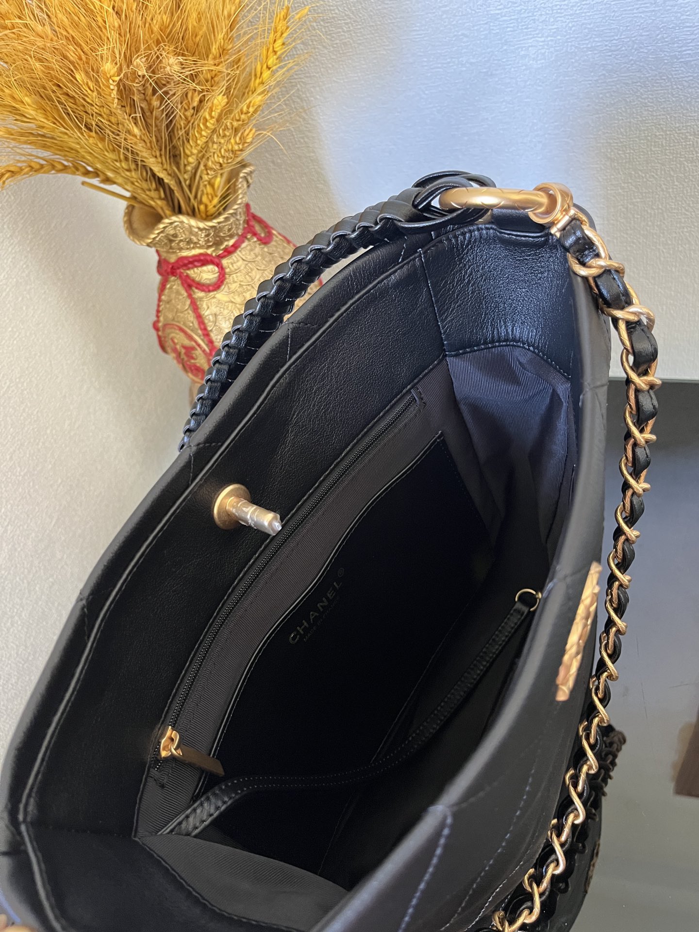 Túi Xách Chanel AP4210 Màu Đen