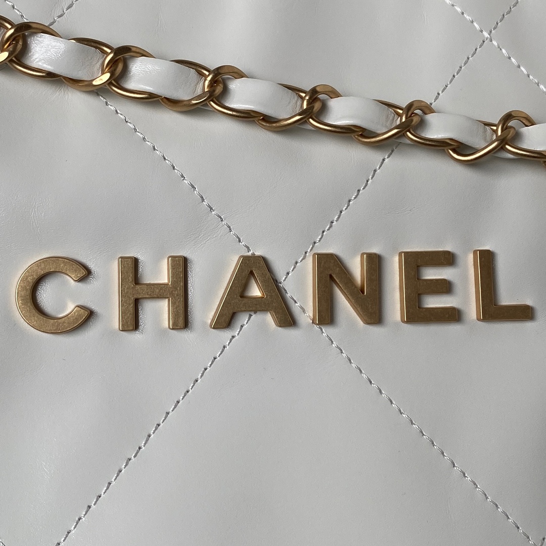 Túi Xách Chanel 22BAG AS4486 Màu Trắng