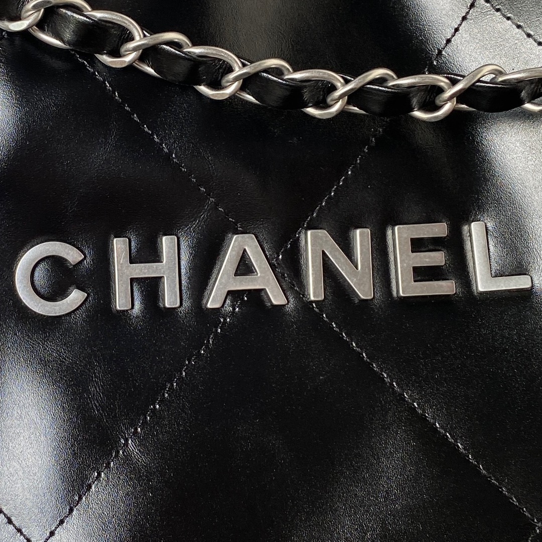 Túi Xách Chanel 22BAG AS4486 Màu Đen