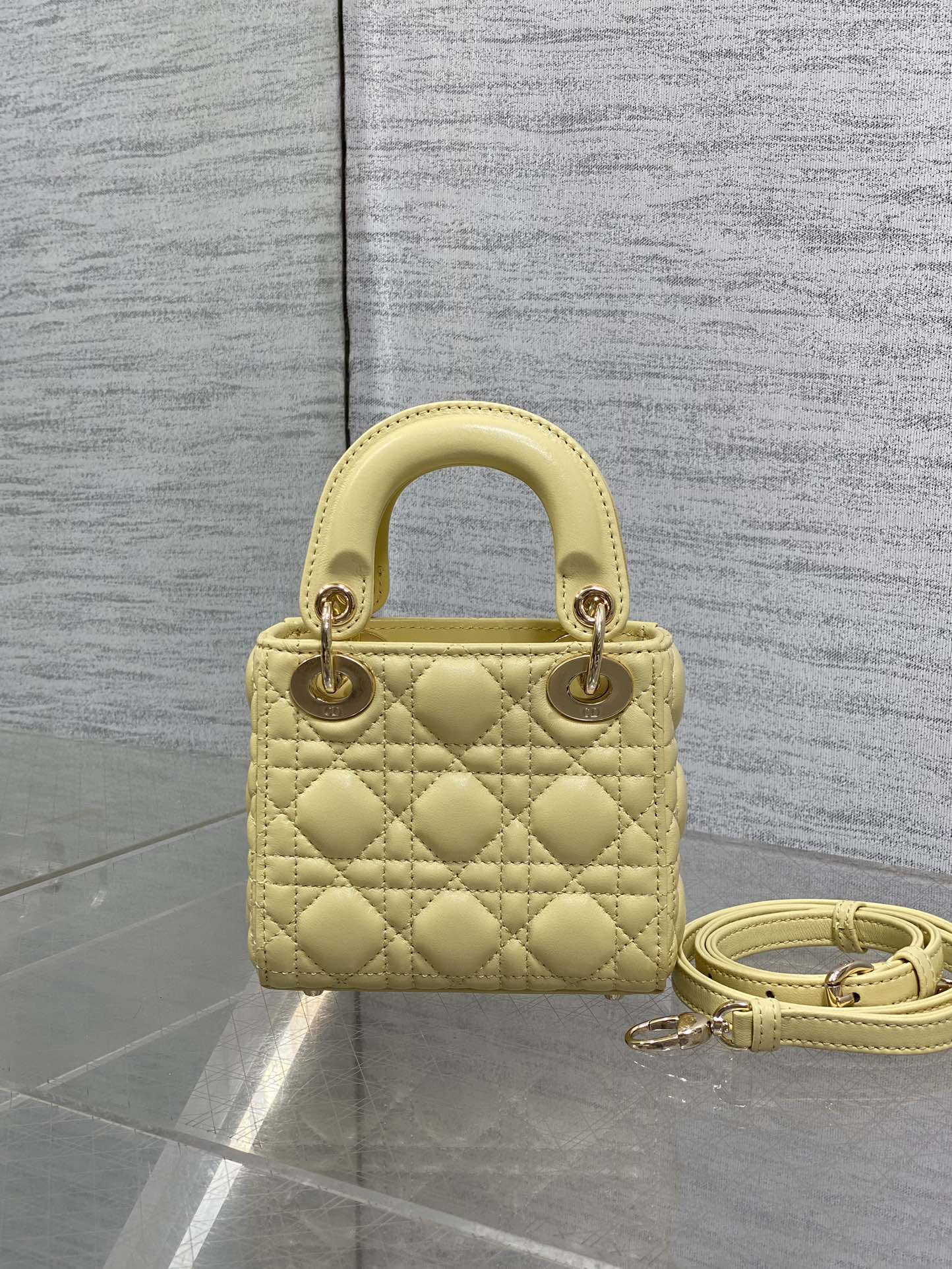 Túi Xách Lady Dior Nữ Mini Màu Vàng
