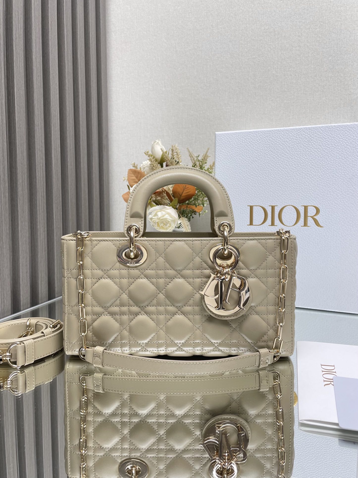 Túi Xách Tay Dior D-Joy Nữ Màu Be