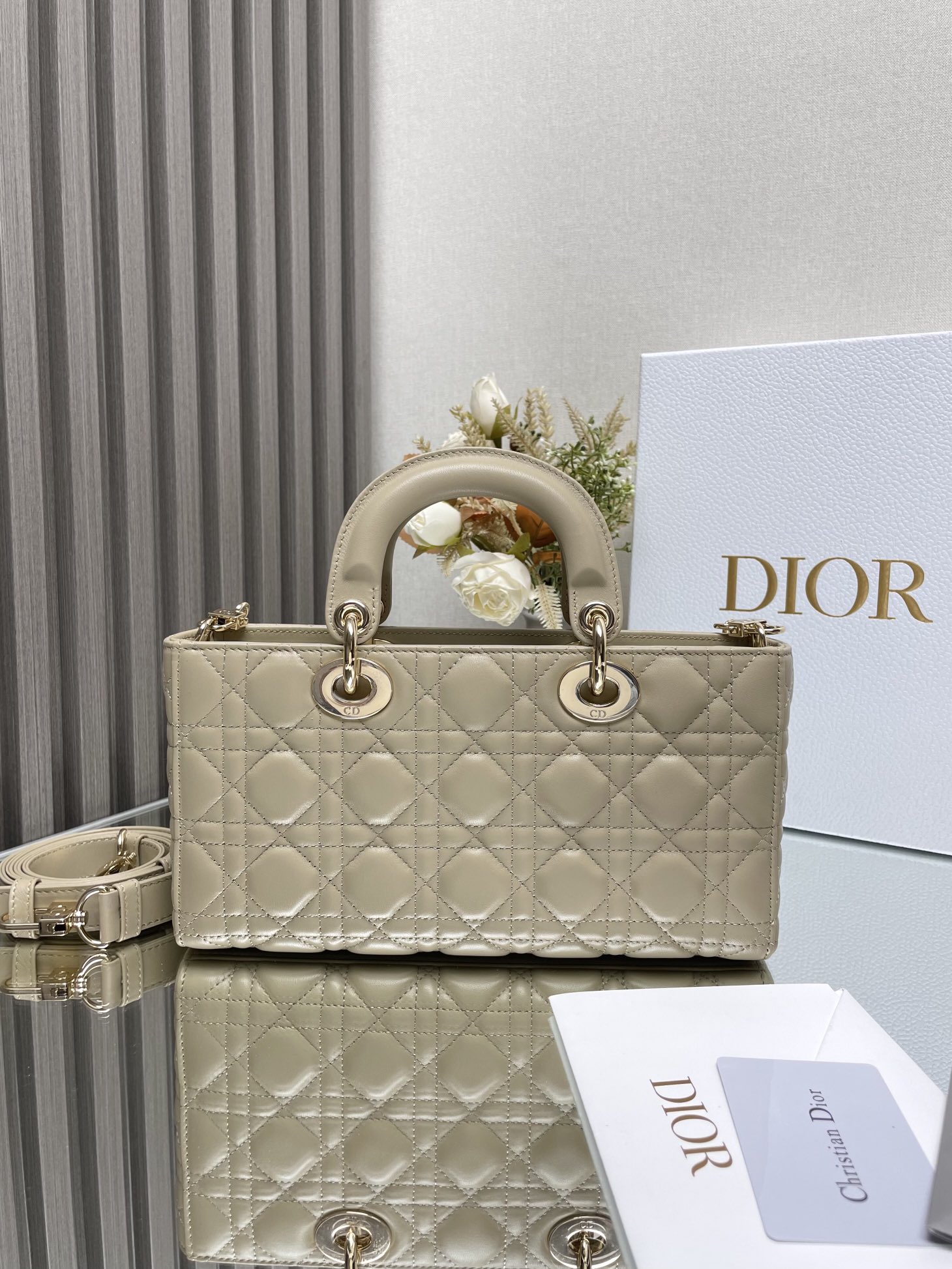 Túi Xách Tay Dior D-Joy Nữ Màu Be