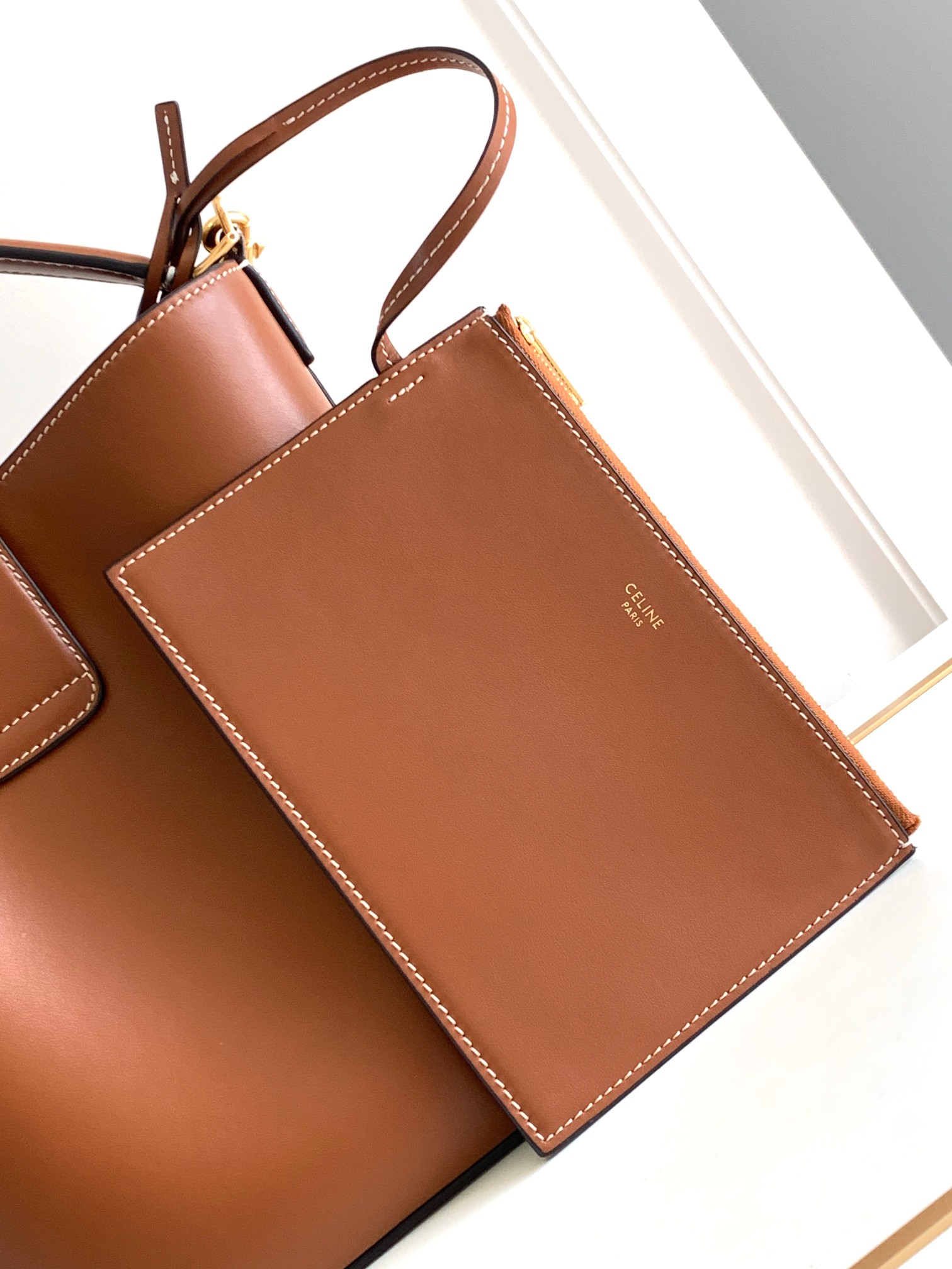 Túi Xách Nữ Celine Louise 116613 Màu Nâu