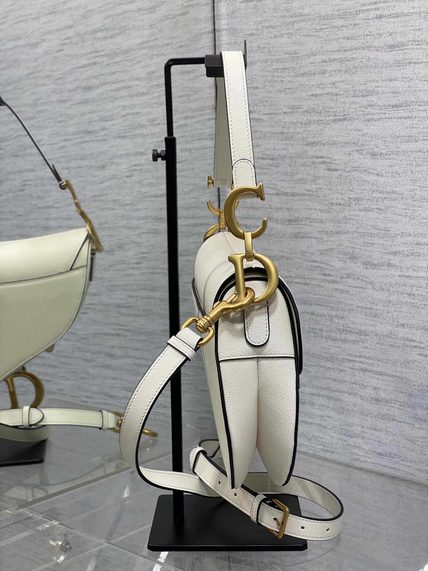 Túi Dior Sadle Nữ Màu Trắng