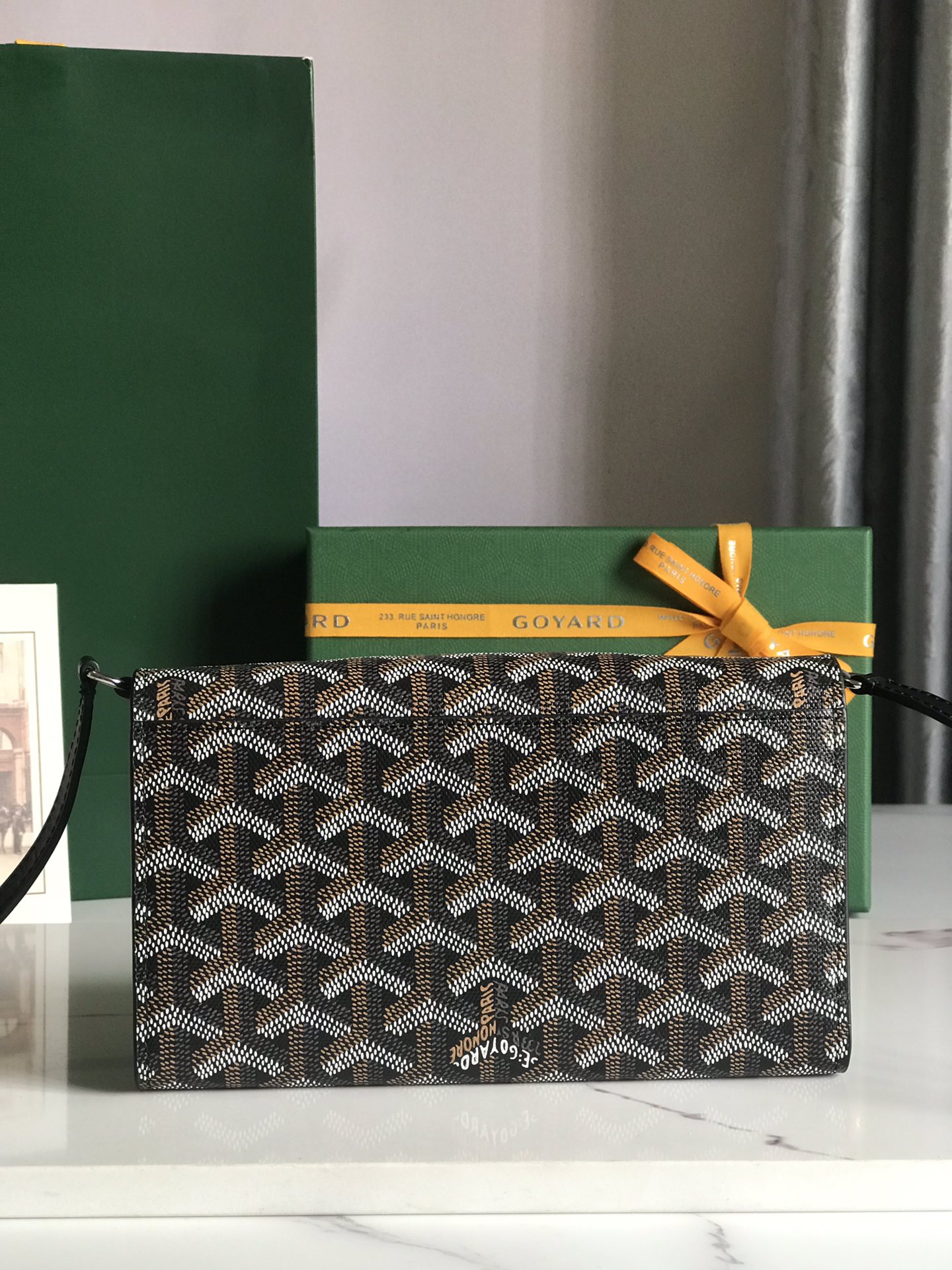 Goyard Varenne M8118 (brown)