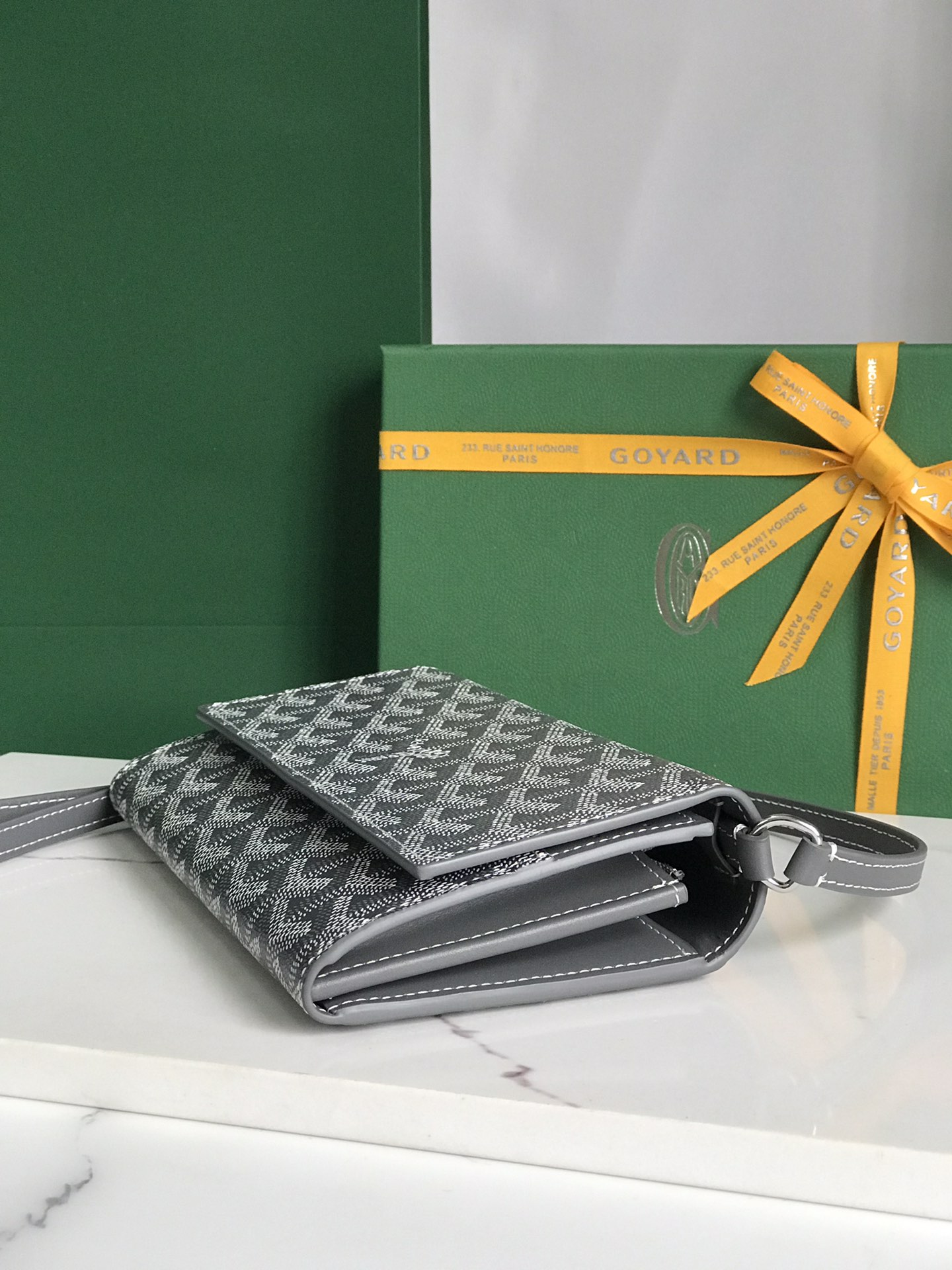 Goyard Varenne M8118 (grey)