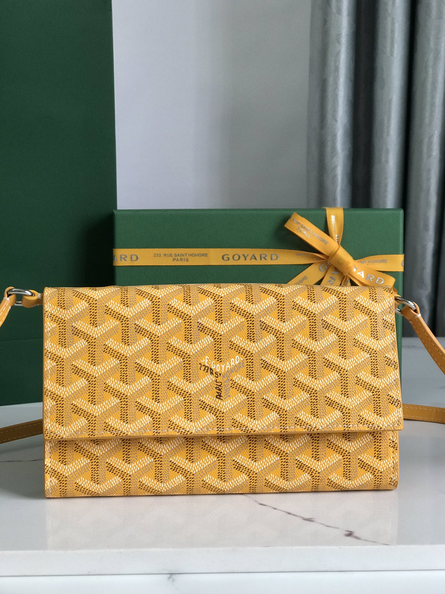 Goyard Varenne M8118 (yellow)