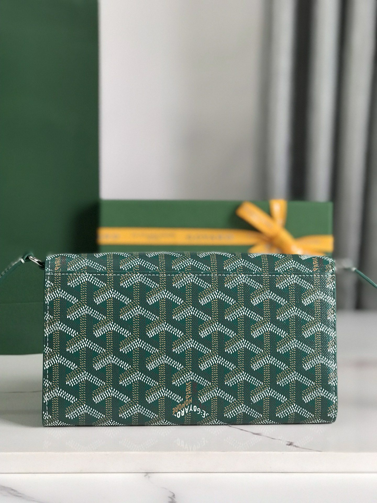 Goyard Varenne M8118 (green)