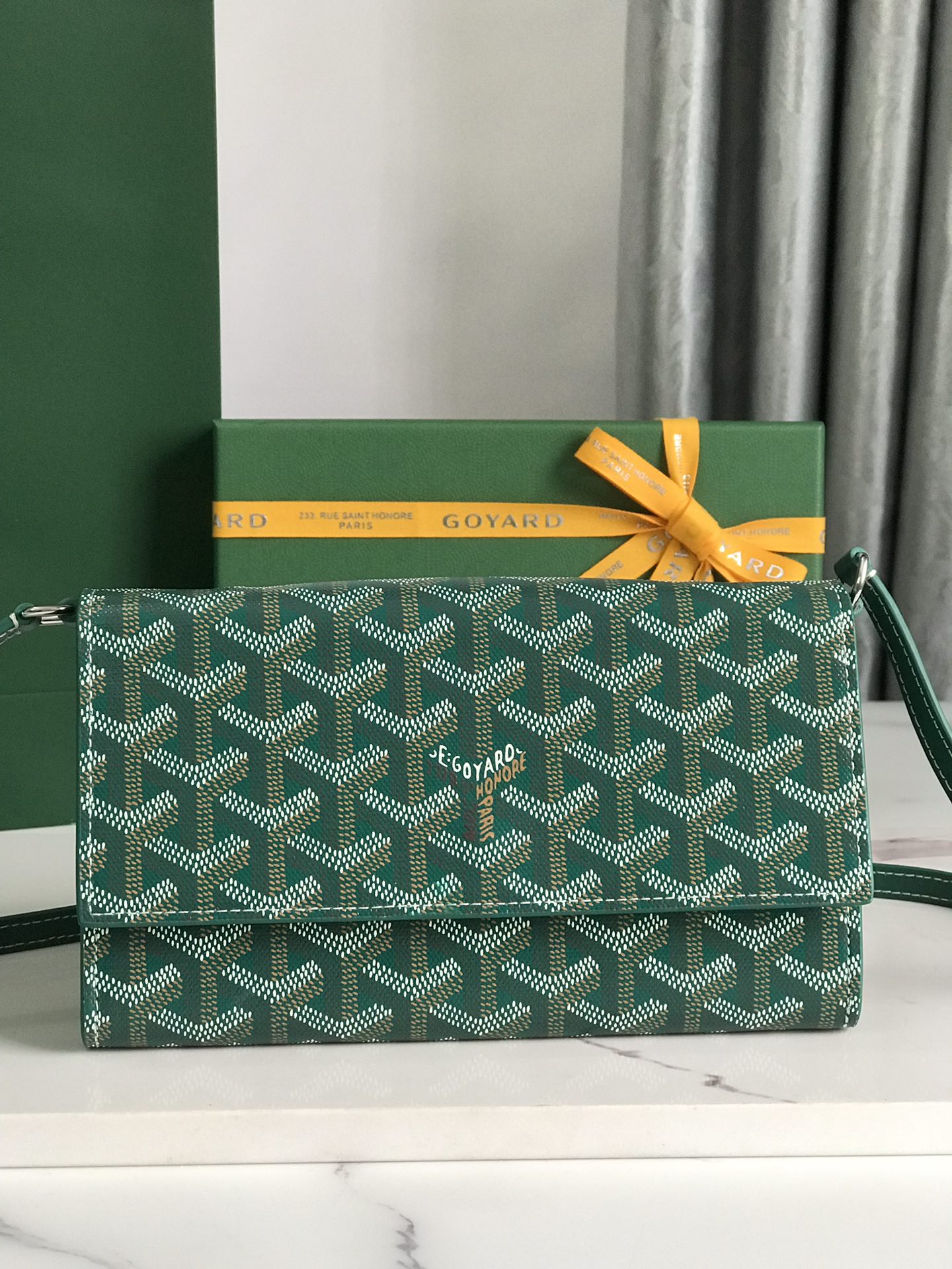 Goyard Varenne M8118 (green)