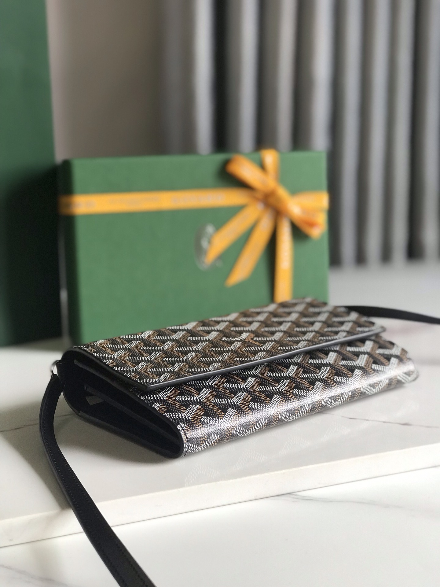 Goyard Varenne M8118 (brown)