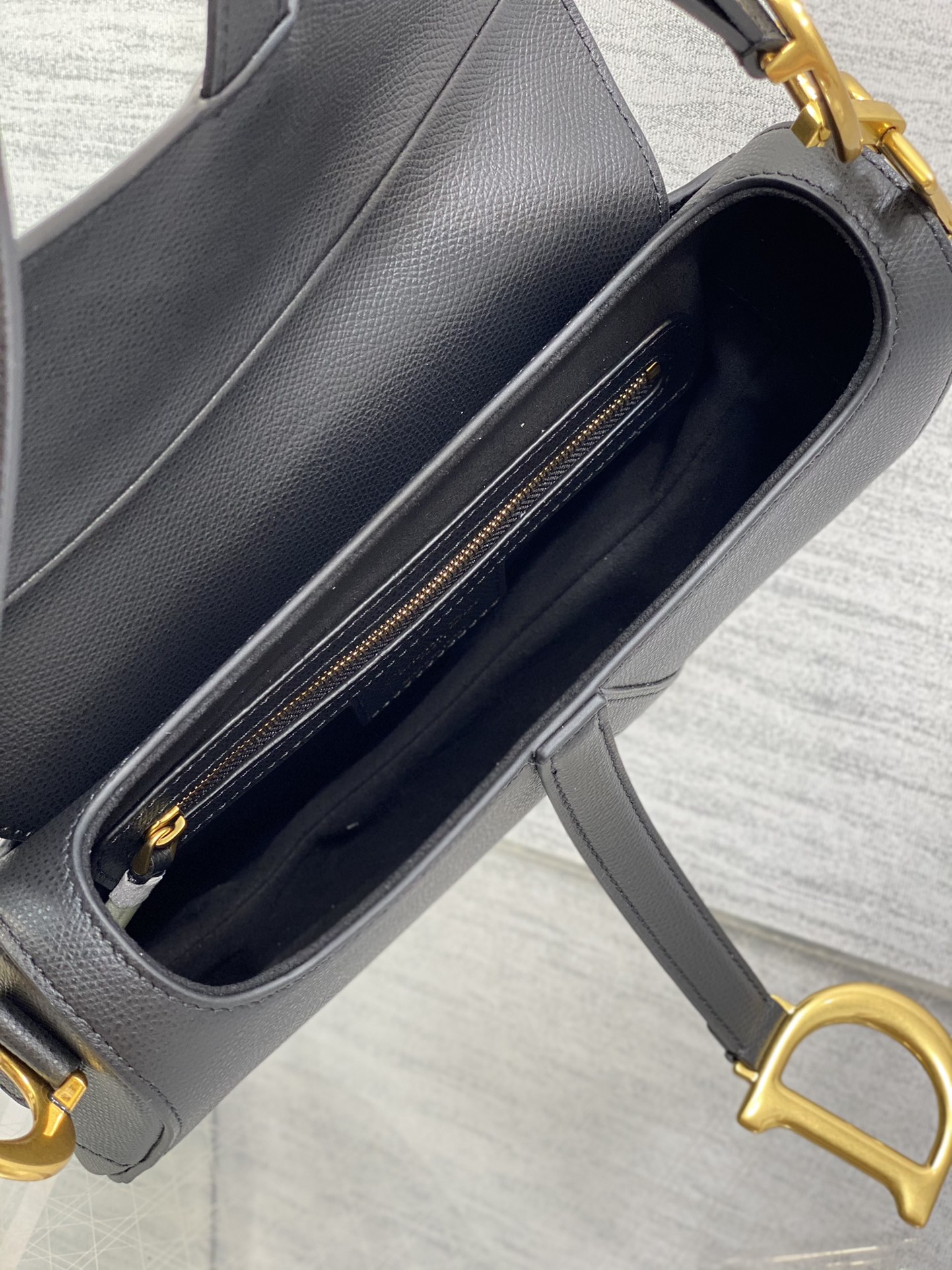 Túi Dior Sadle Nữ Màu Đen