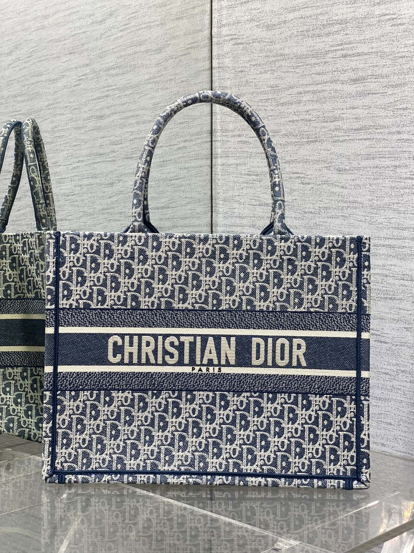 Túi xách Dior tote 36 màu xanh