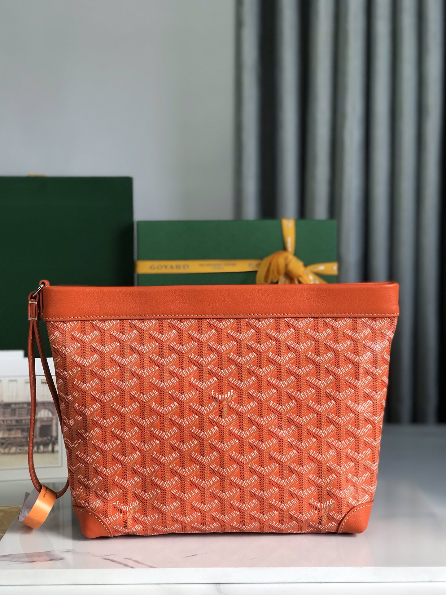 GOYARD CONTI 8811 (orange)