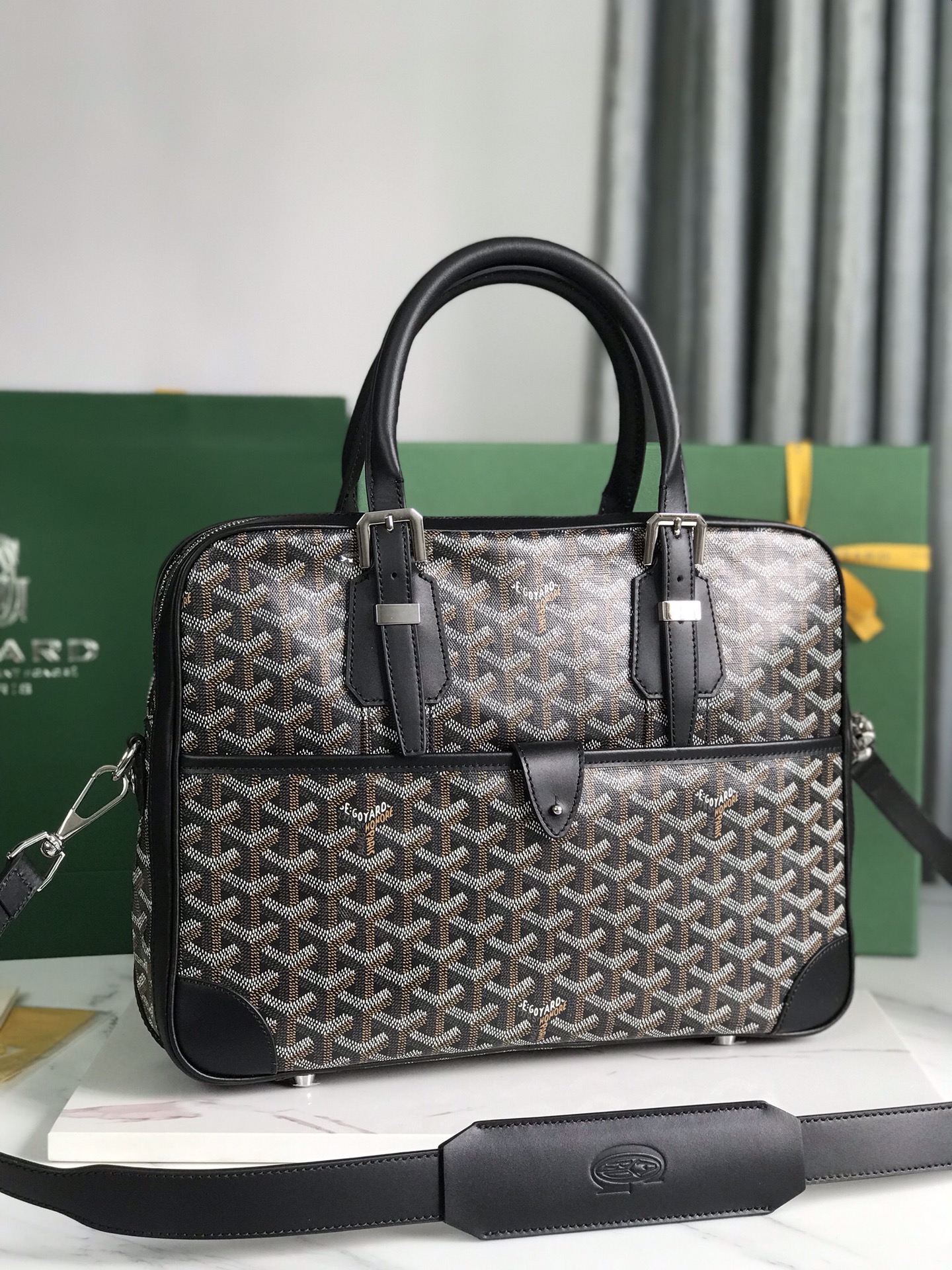 Goyard Ambassade 1100 (black)