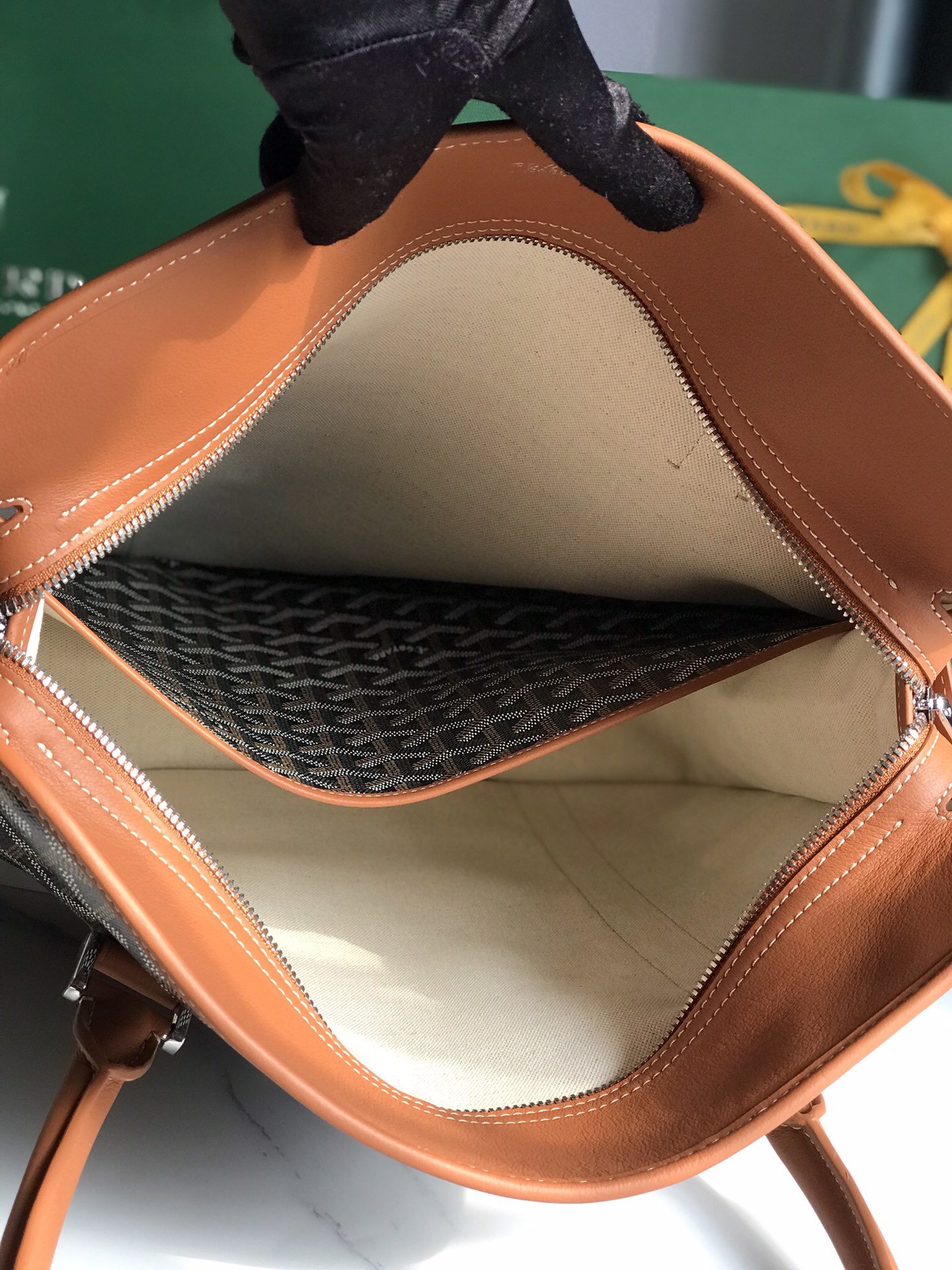 GOYARD BOURGOGNE 8825 (brown)