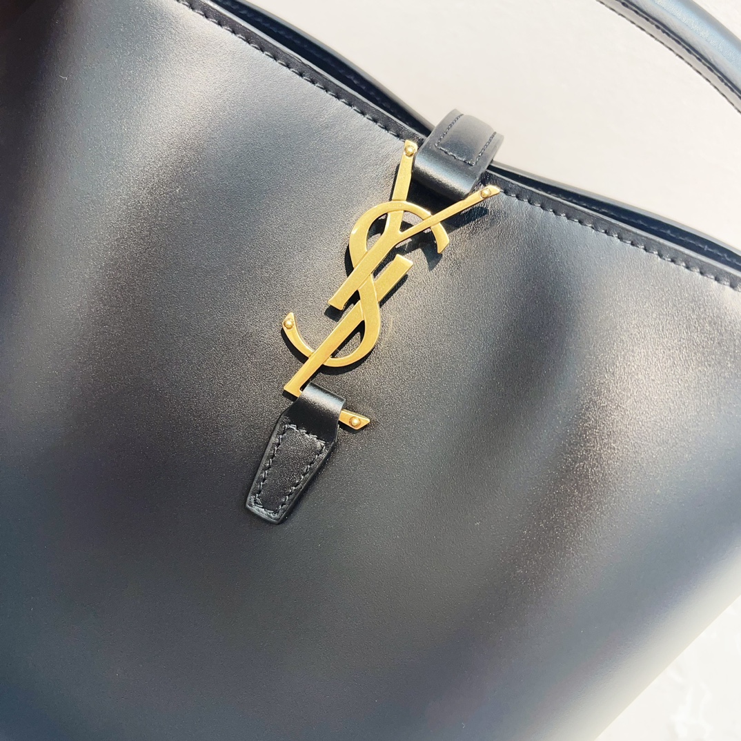 YSL LE37 749036 (Black)