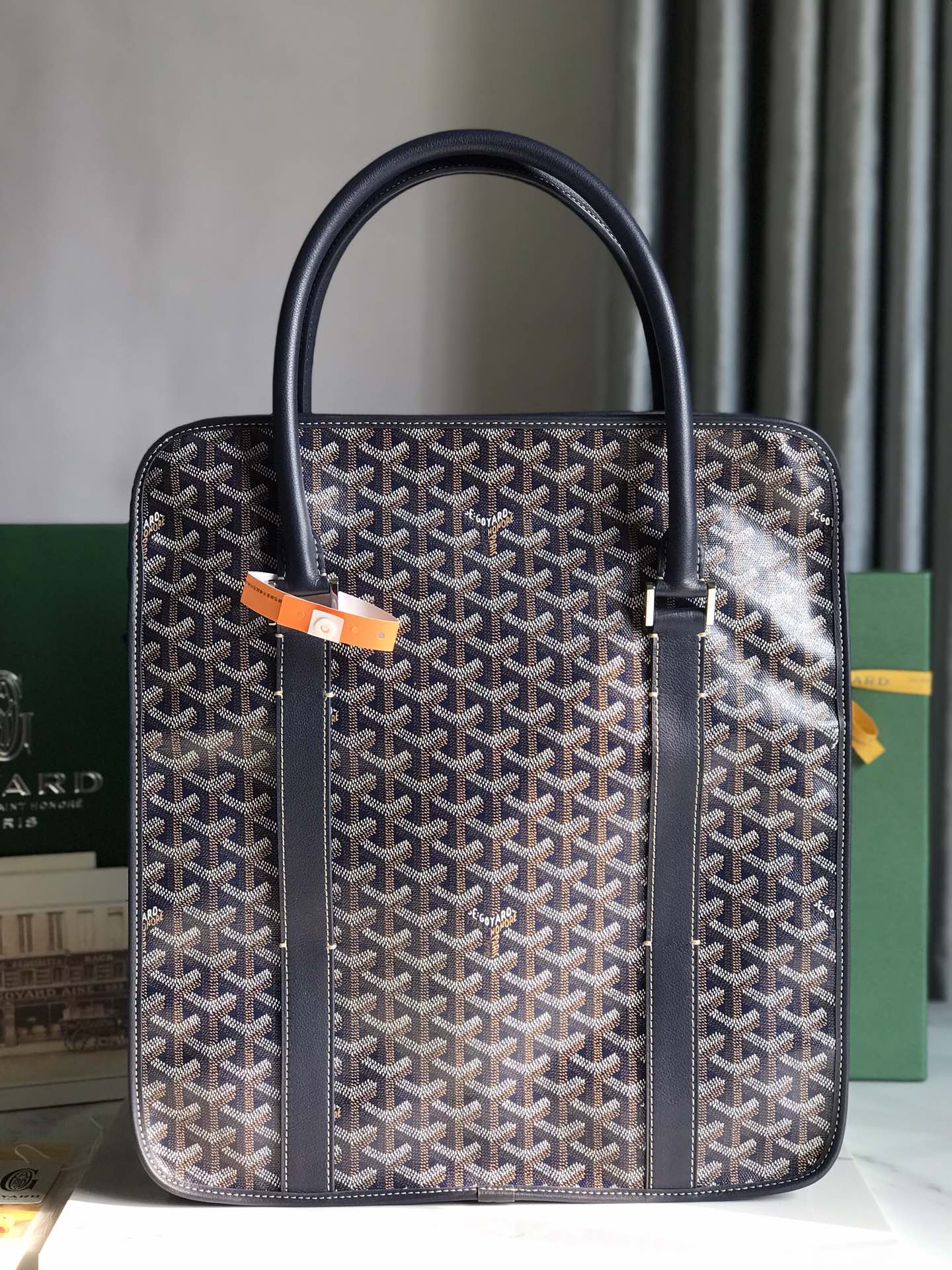 GOYARD BOURGOGNE 8825 (BLACK)