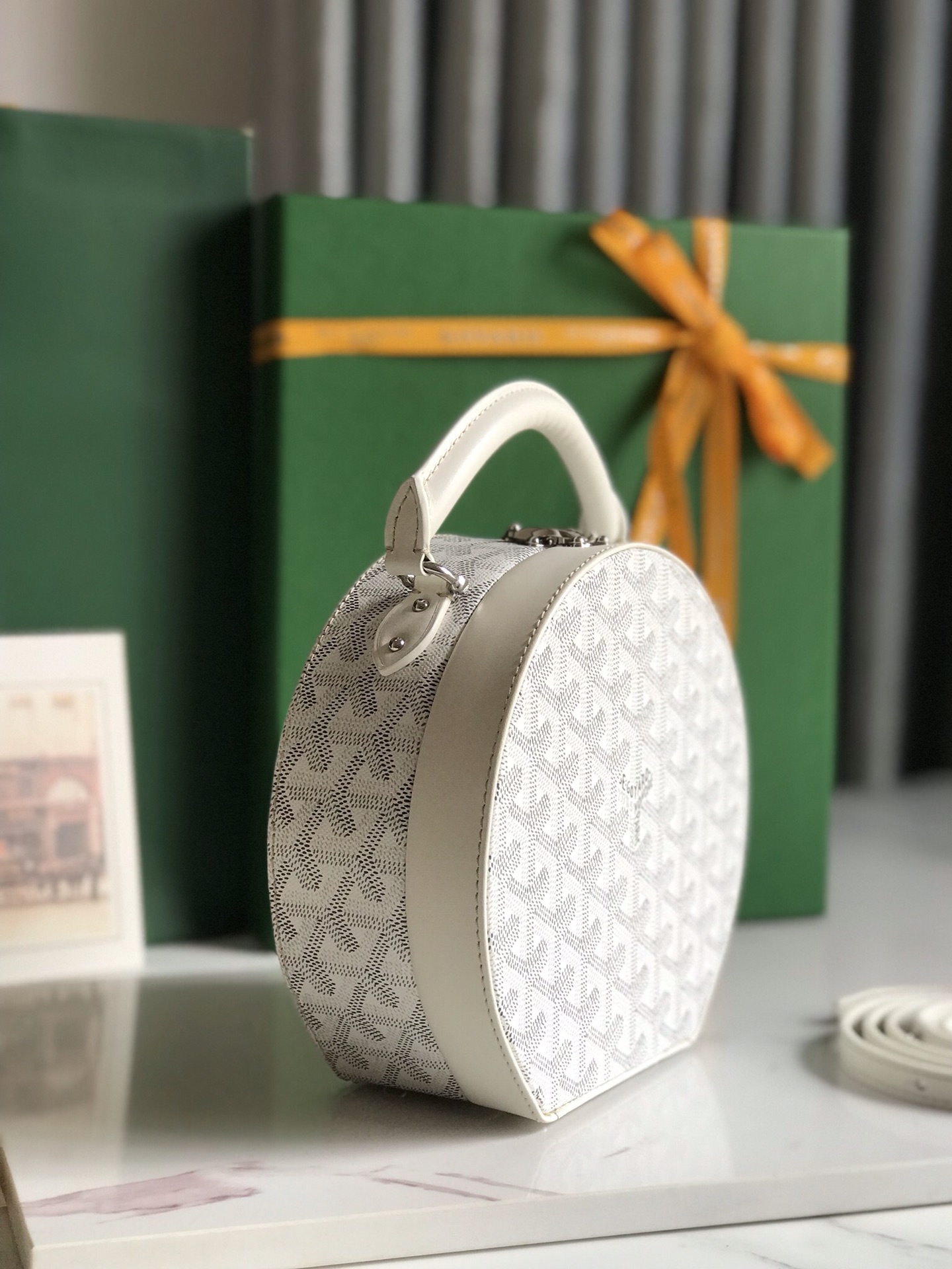 Goyard Alto 8115 (white)