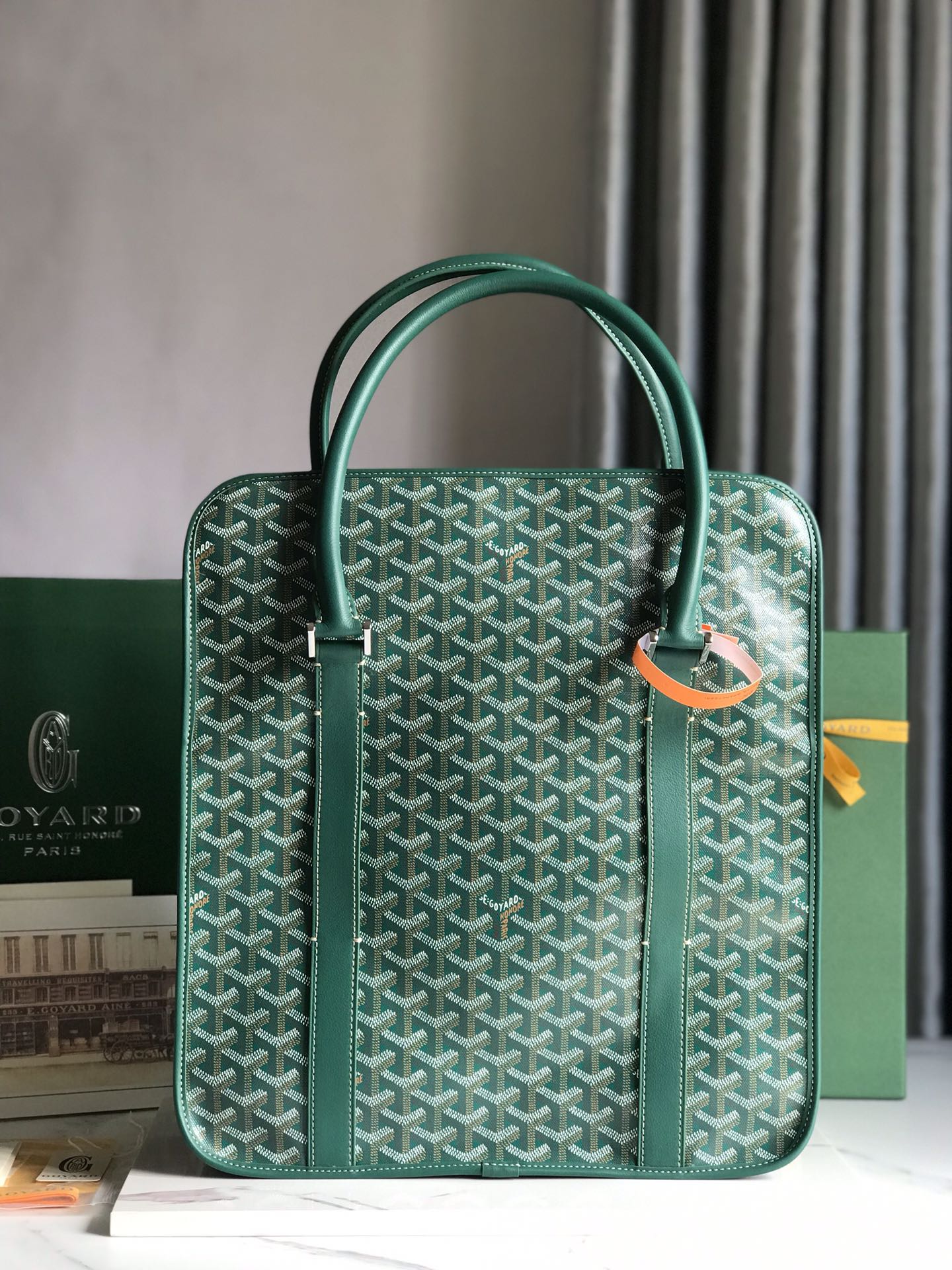 GOYARD BOURGOGNE 8825 (green)