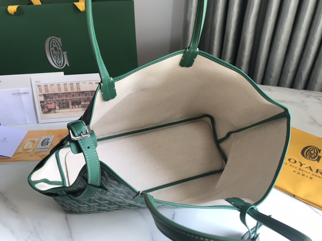 Goyars Chien Gris (green)