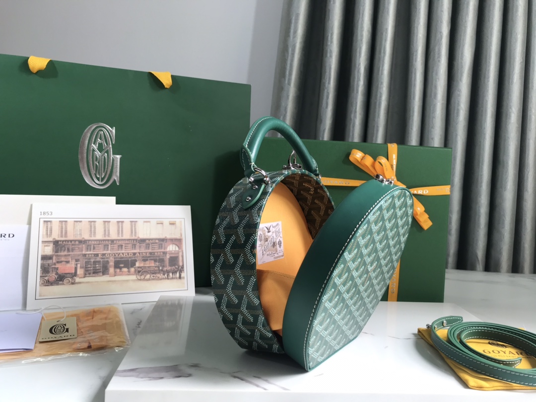 Goyard Alto 8115 (green)