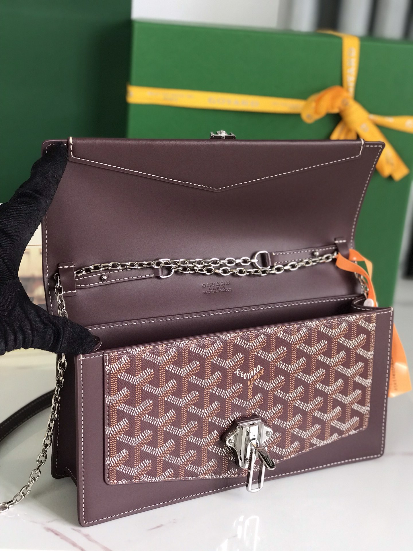 Goyard Duchesse Marie-Caroline 1100 (red)
