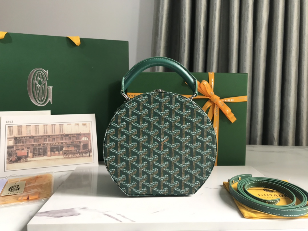 Goyard Alto 8115 (green)