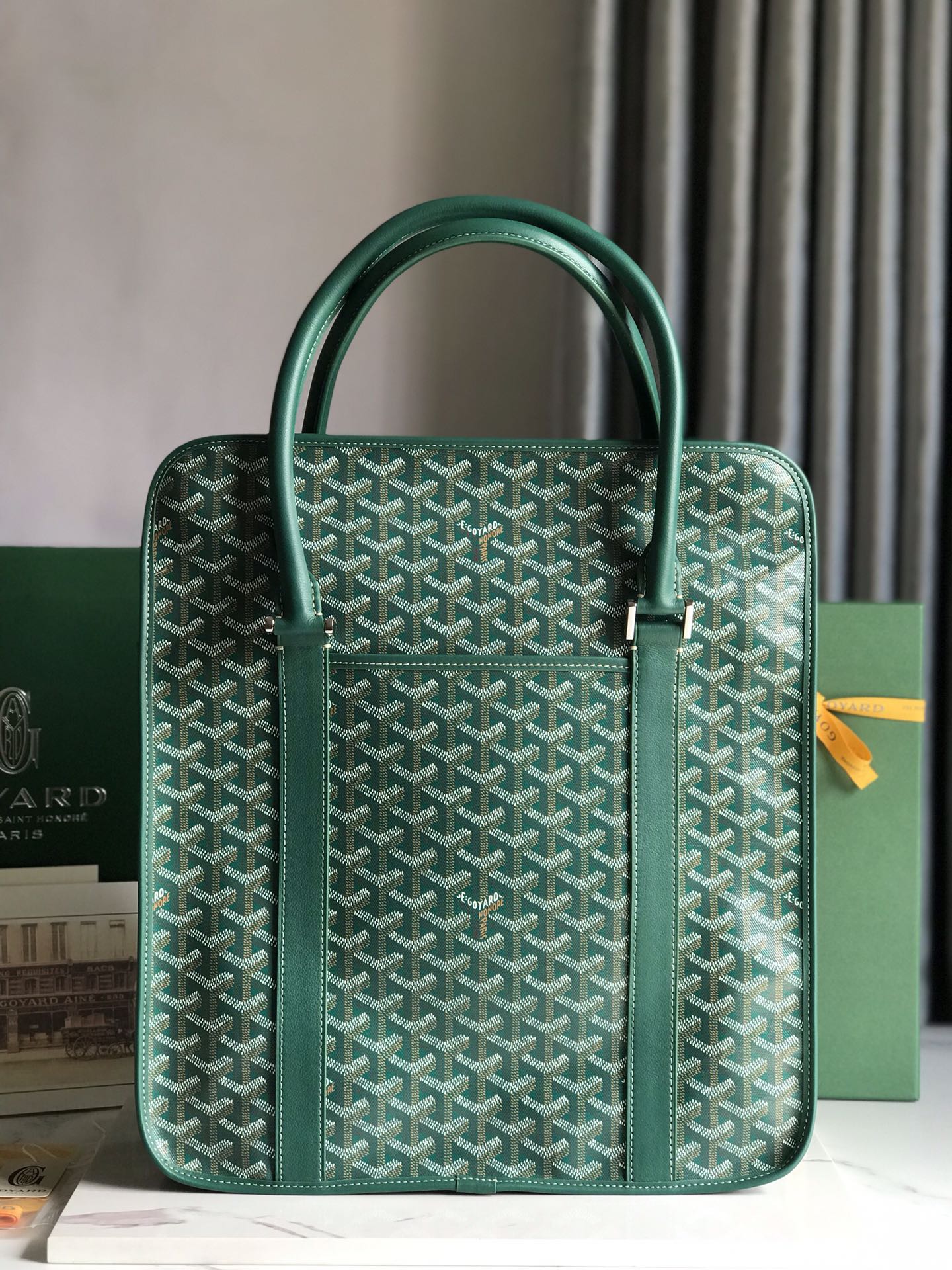 GOYARD BOURGOGNE 8825 (green)