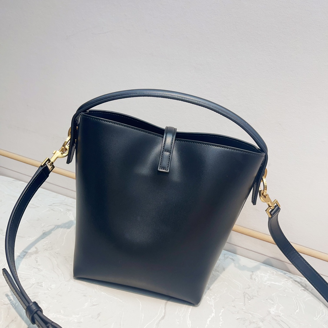 YSL LE37 749036 (Black)