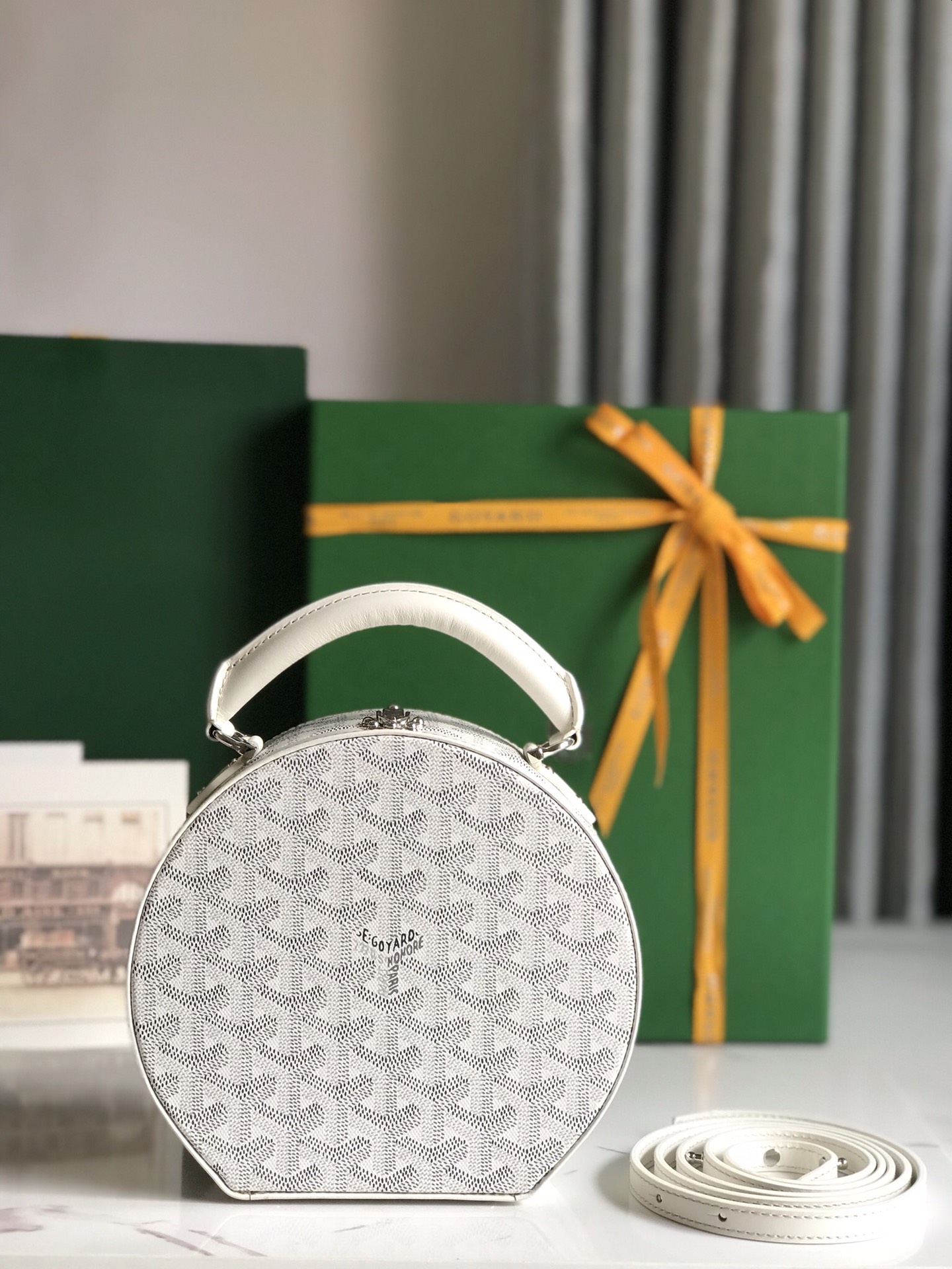 Goyard Alto 8115 (white)