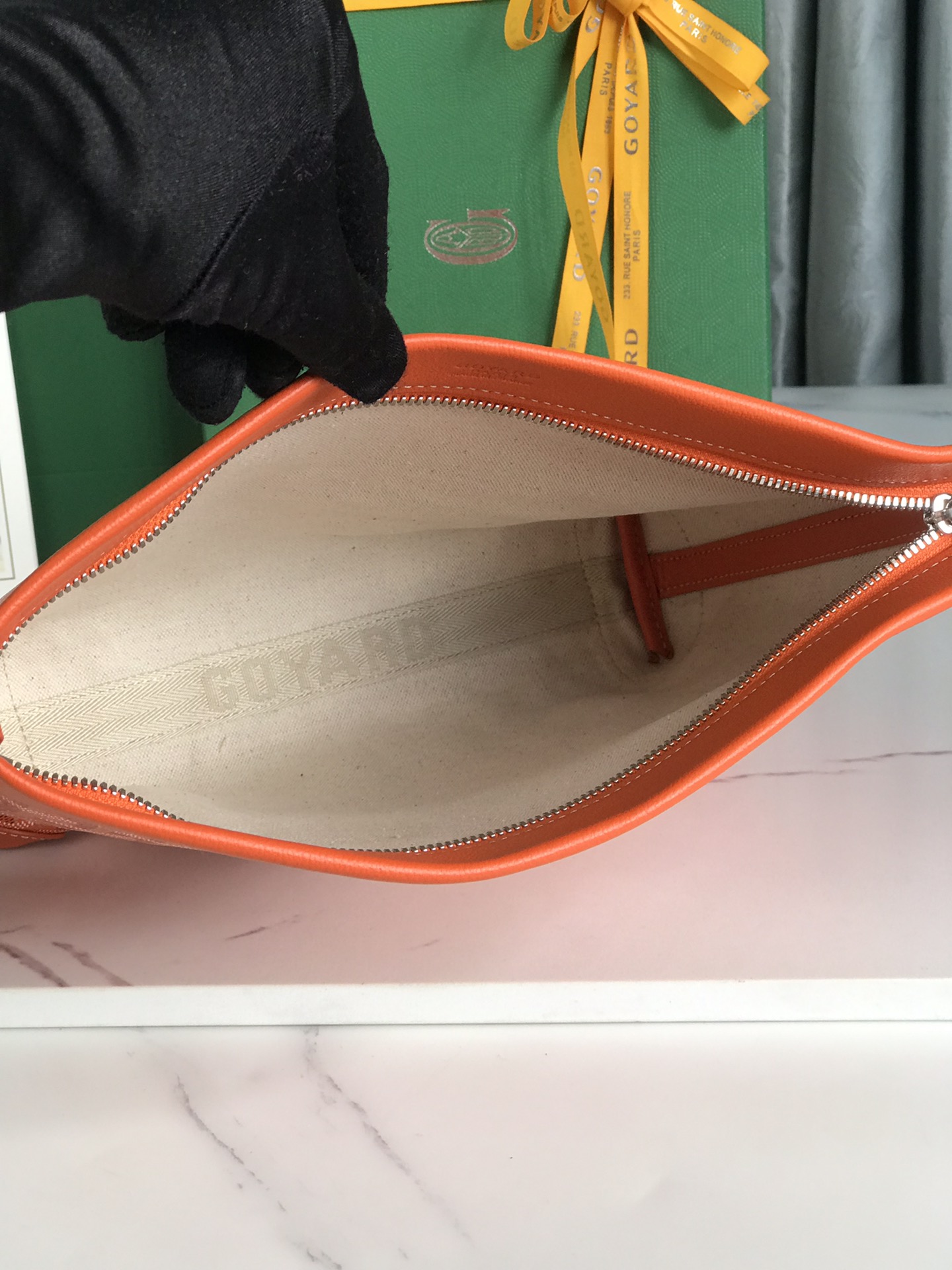 GOYARD CONTI 8811 (orange)