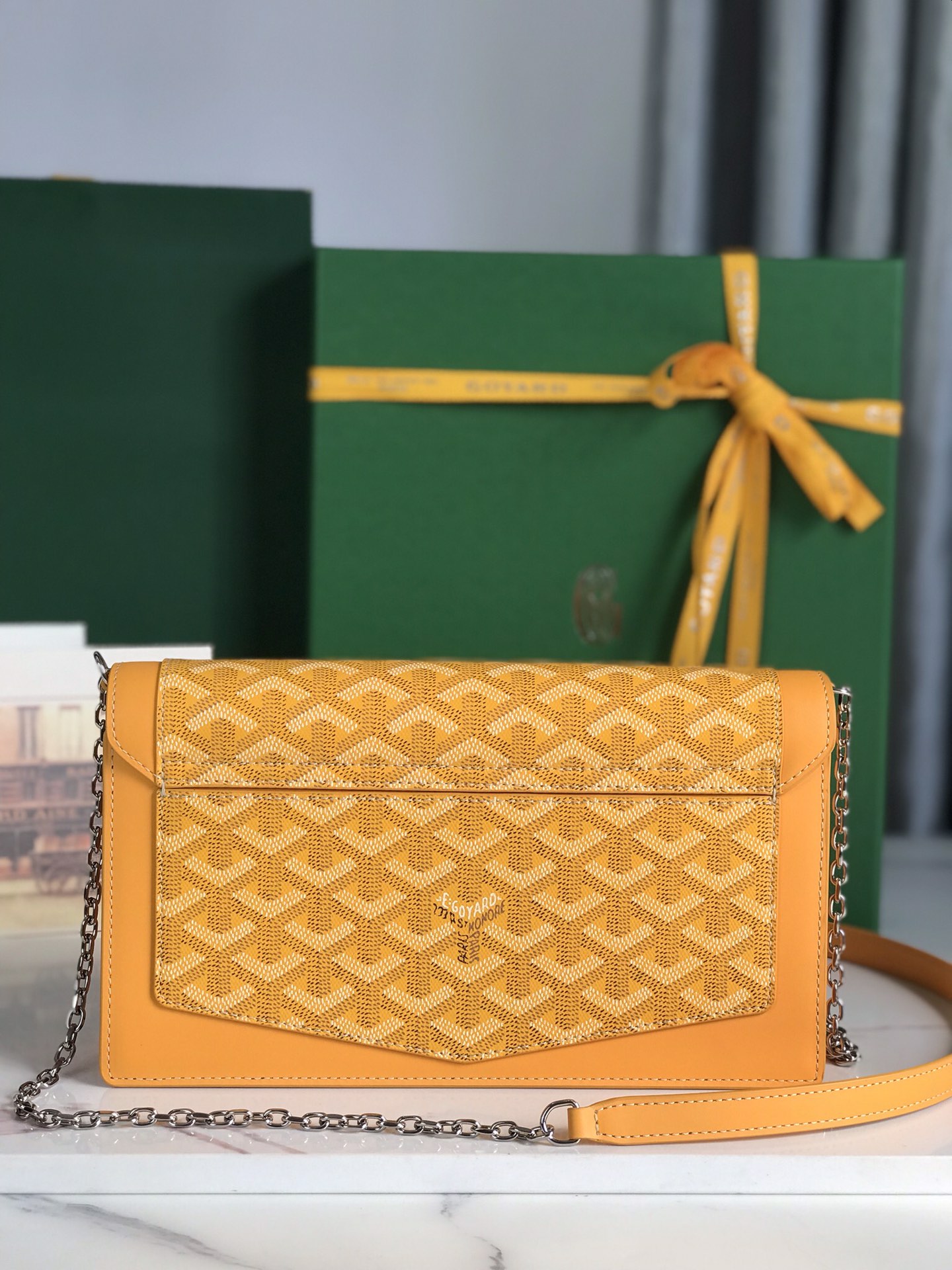 Goyard Duchesse Marie-Caroline 1100 (yellow)