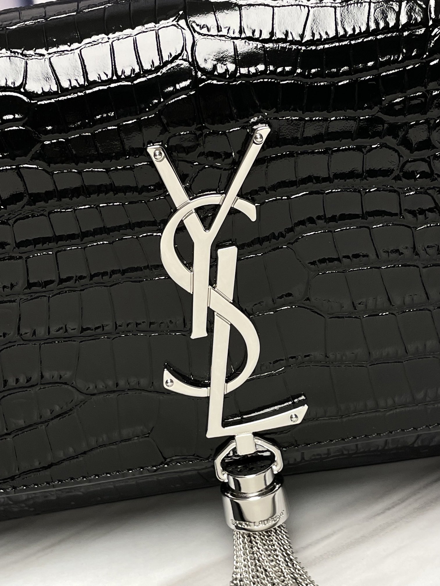 YSL KATE 474366 (Black-silver)