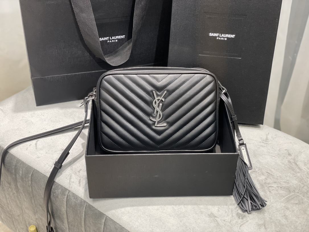 Túi Xách YSL LOU 505730 Màu Đen Khóa Bạc