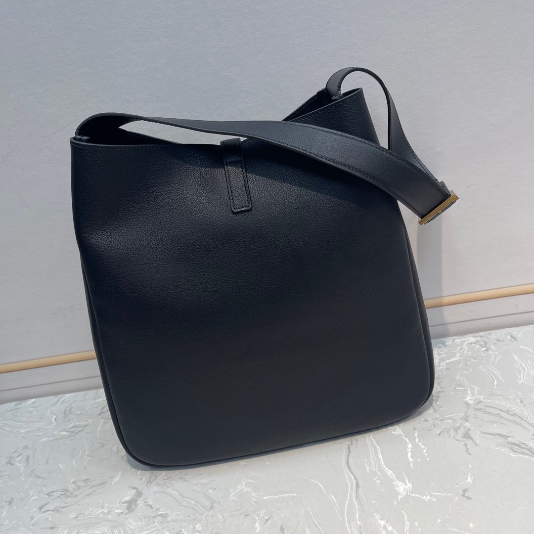 Túi xách YSL LE 5À7 HOBO màu đen 753837